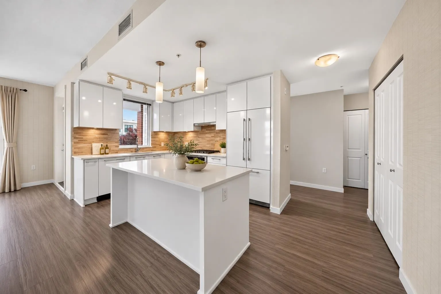 9551 Alexandra Road #311