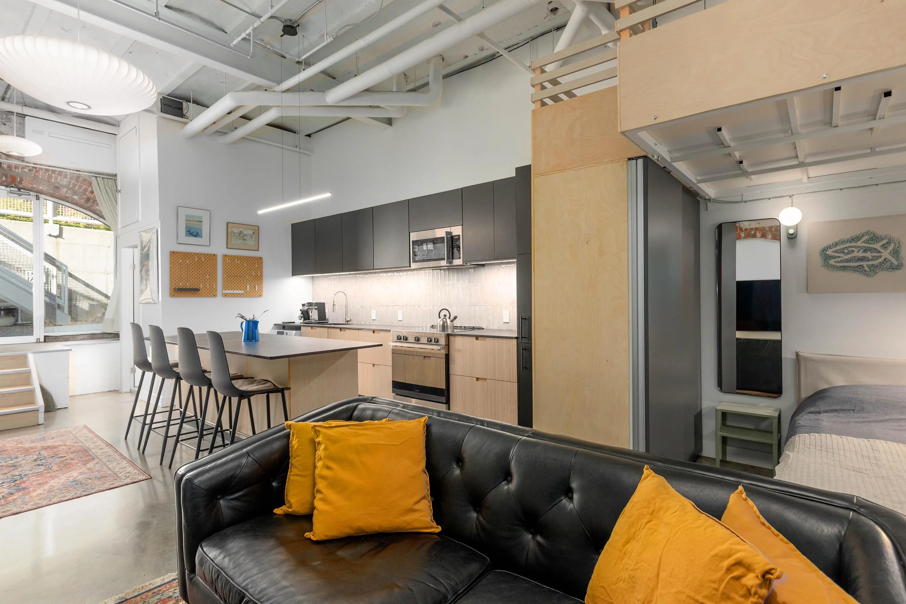 280 E 6th Avenue #4