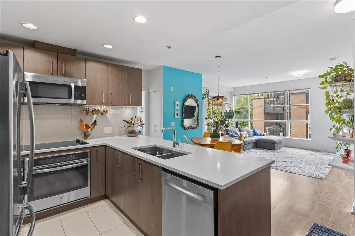 5981 Gray Avenue #313