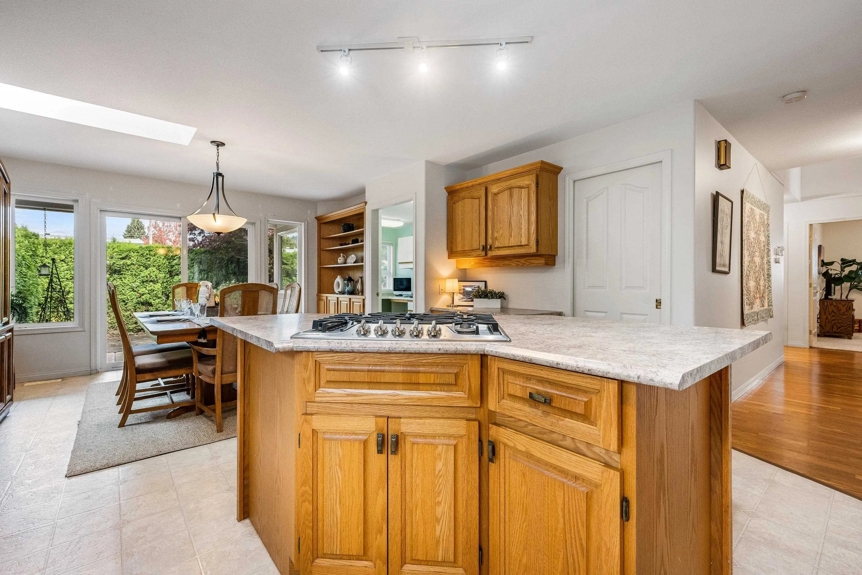10007 Merritt Drive