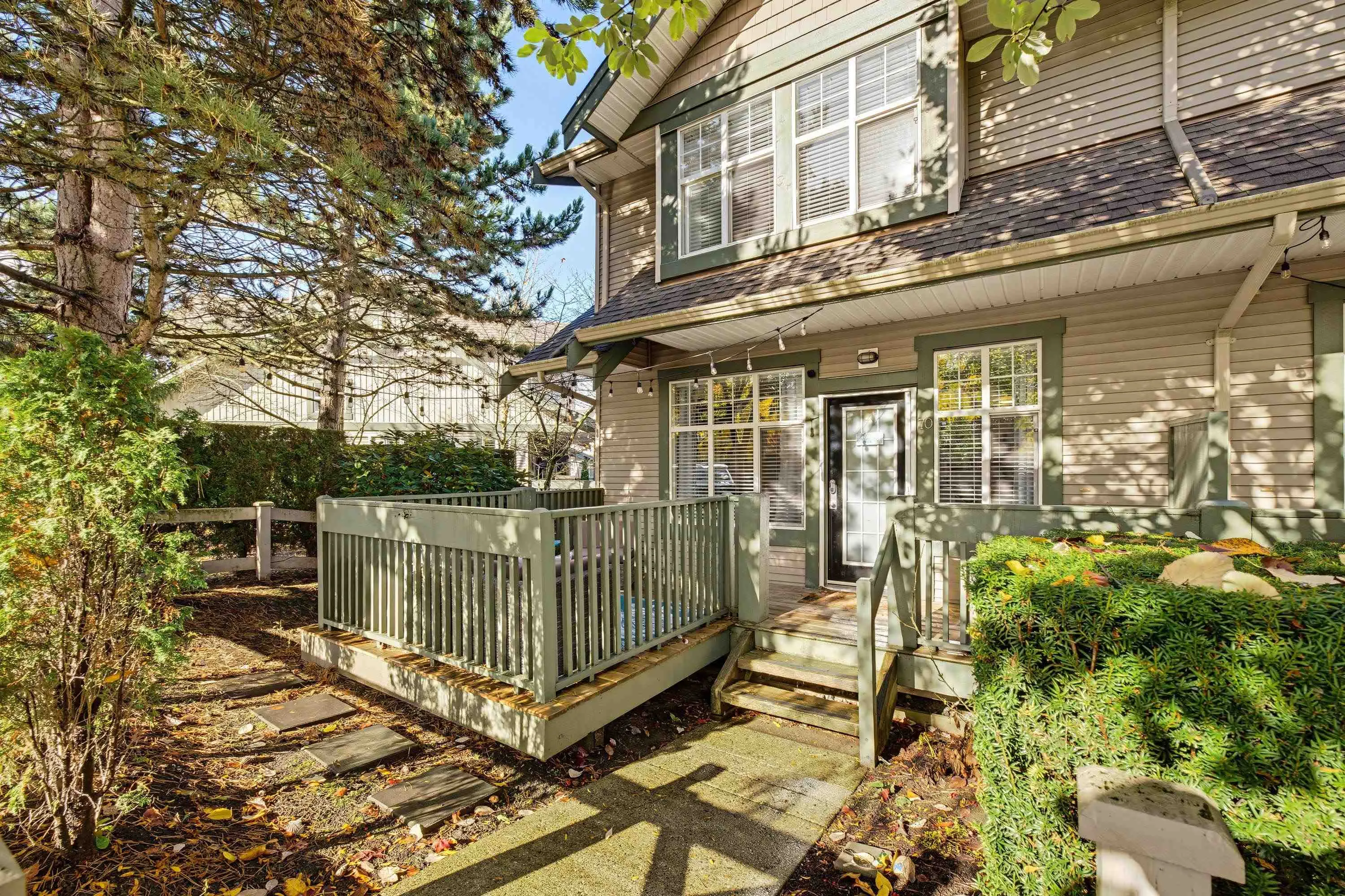 6050 166 Street #70