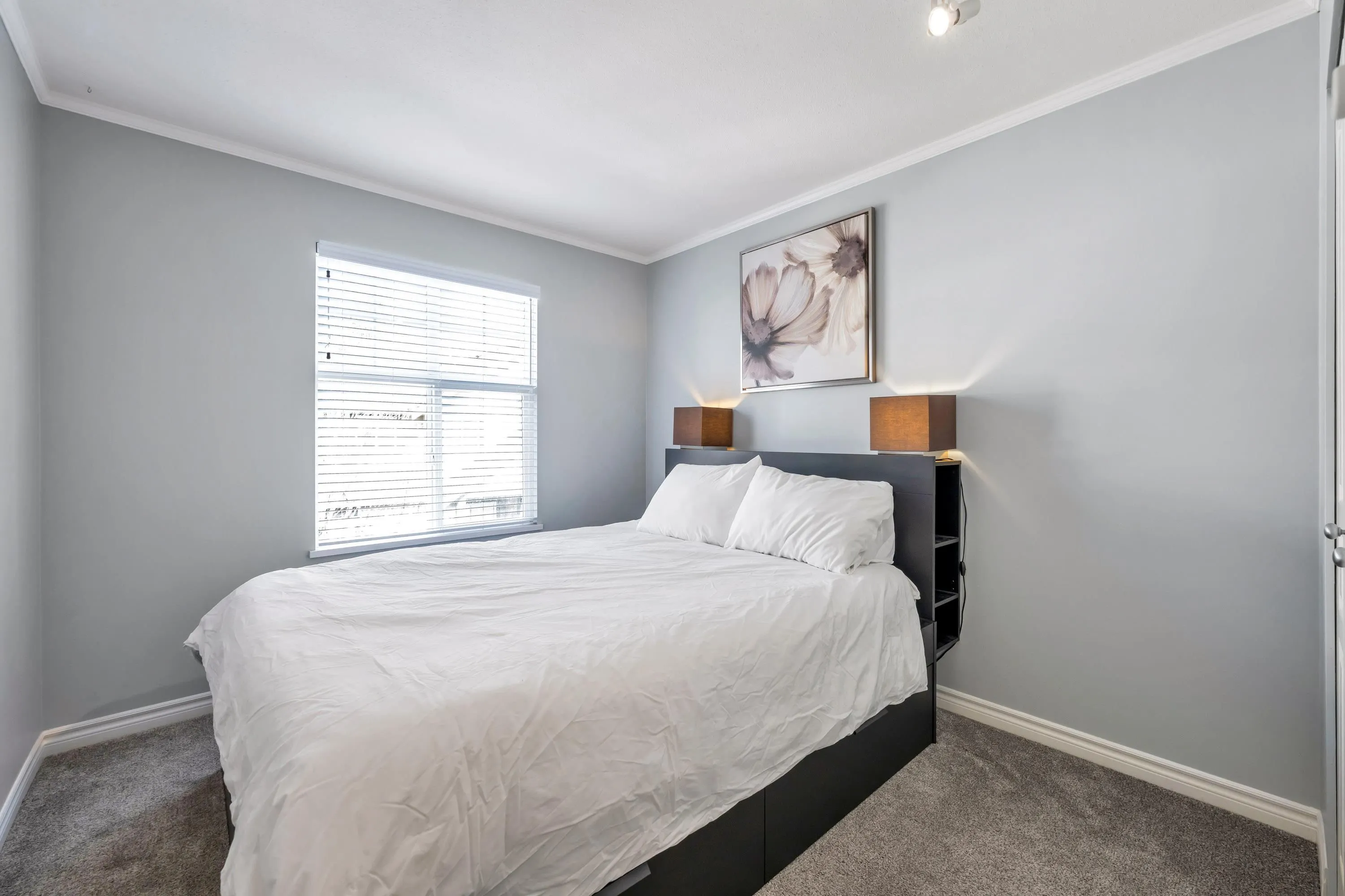 6050 166 Street #70