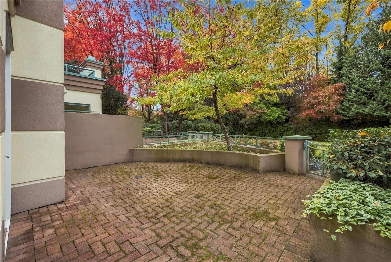 362 Taylor Way
