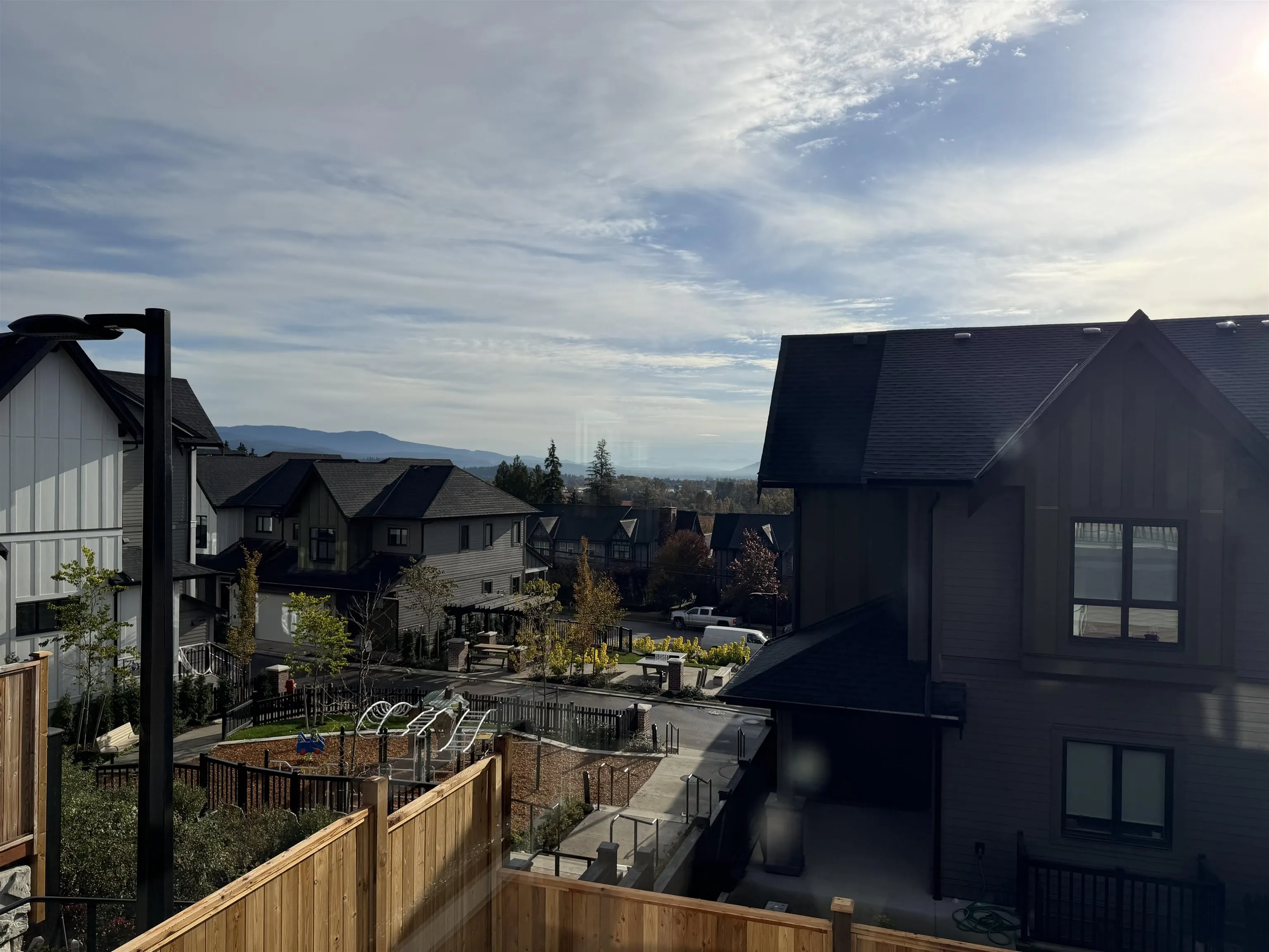 3558 Monson Crescent