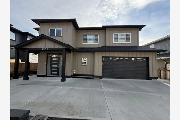 3558 Monson Crescent