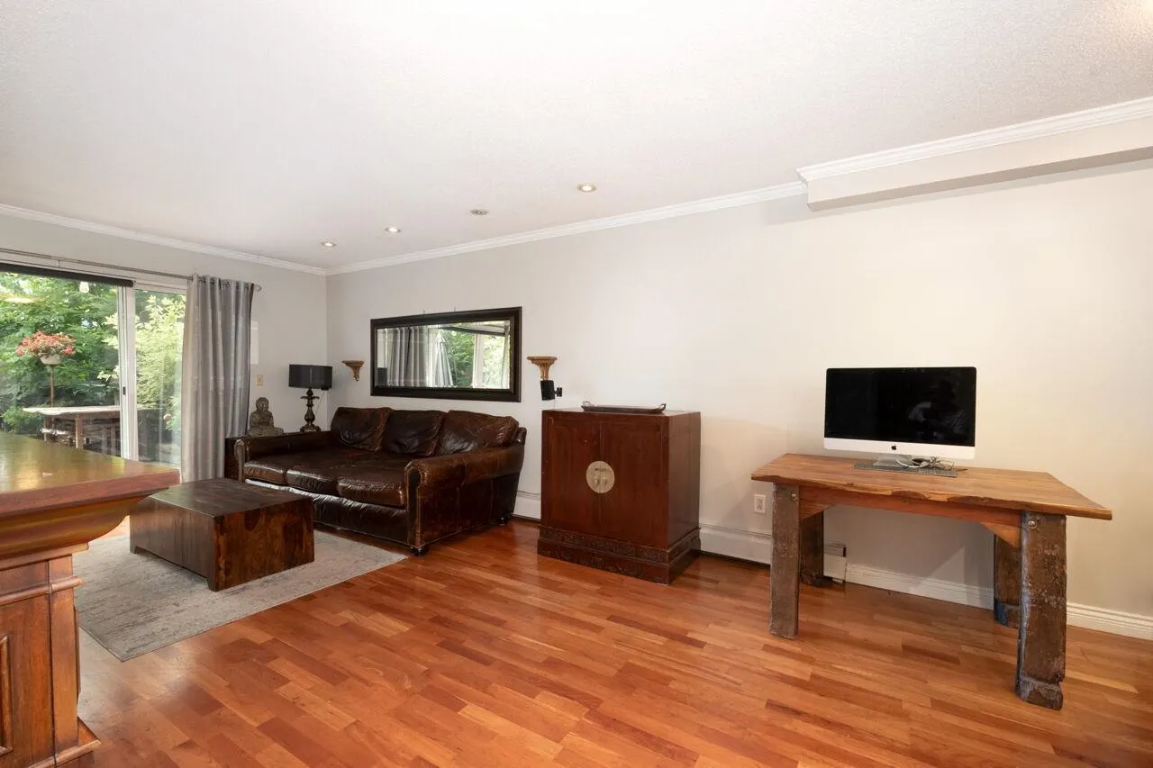 2250 Oxford Street #112