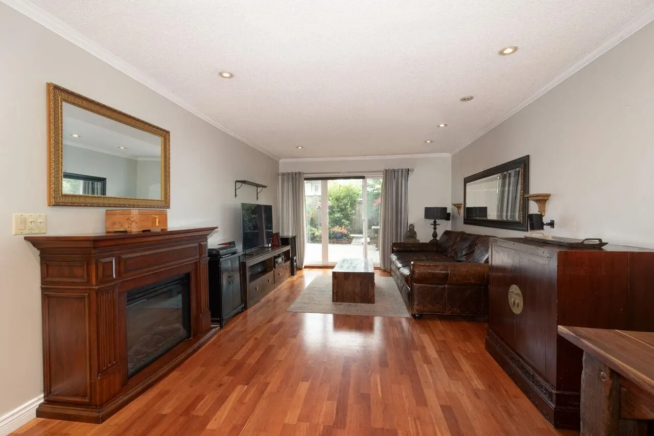 2250 Oxford Street #112