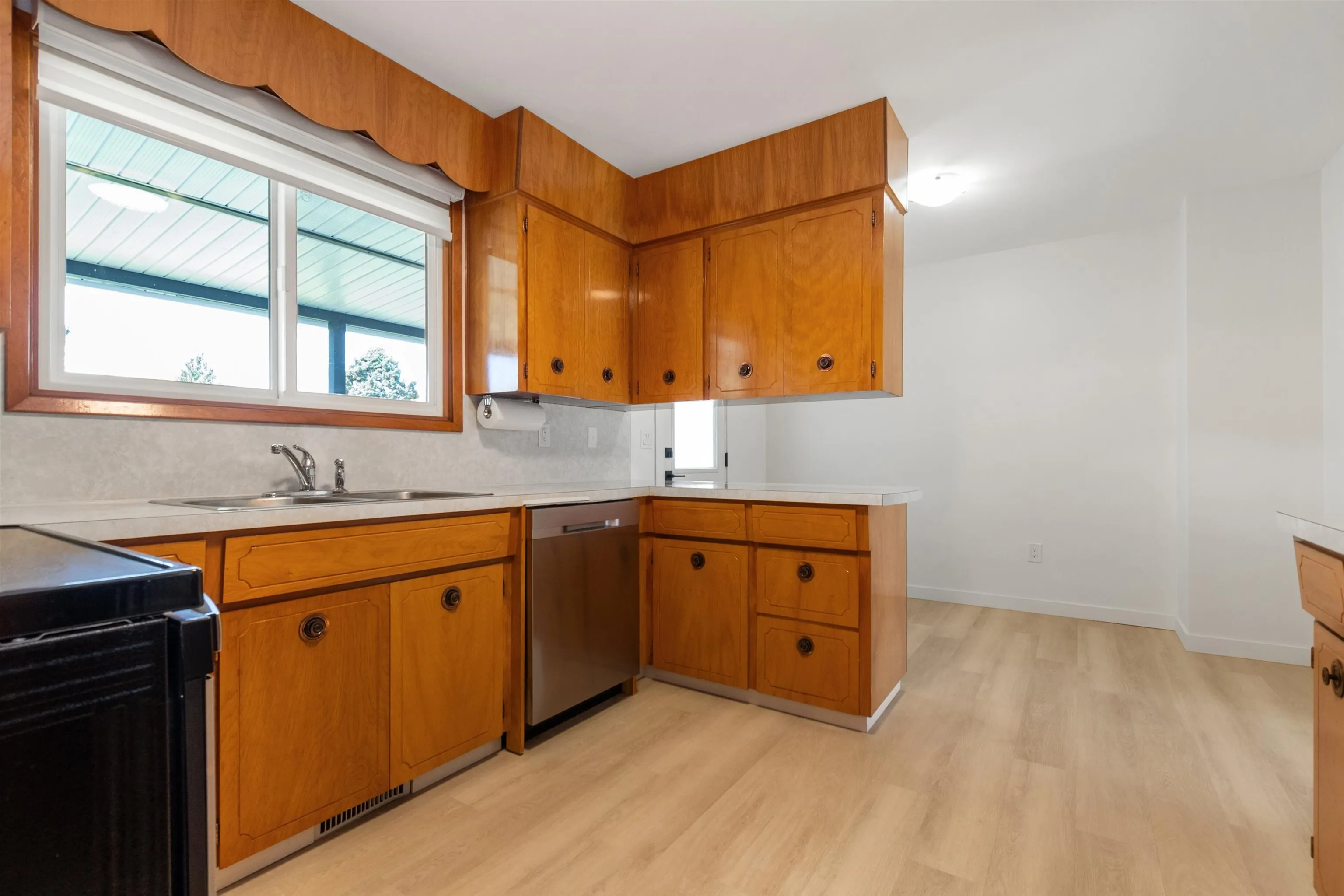 8783 Bellevue Drive