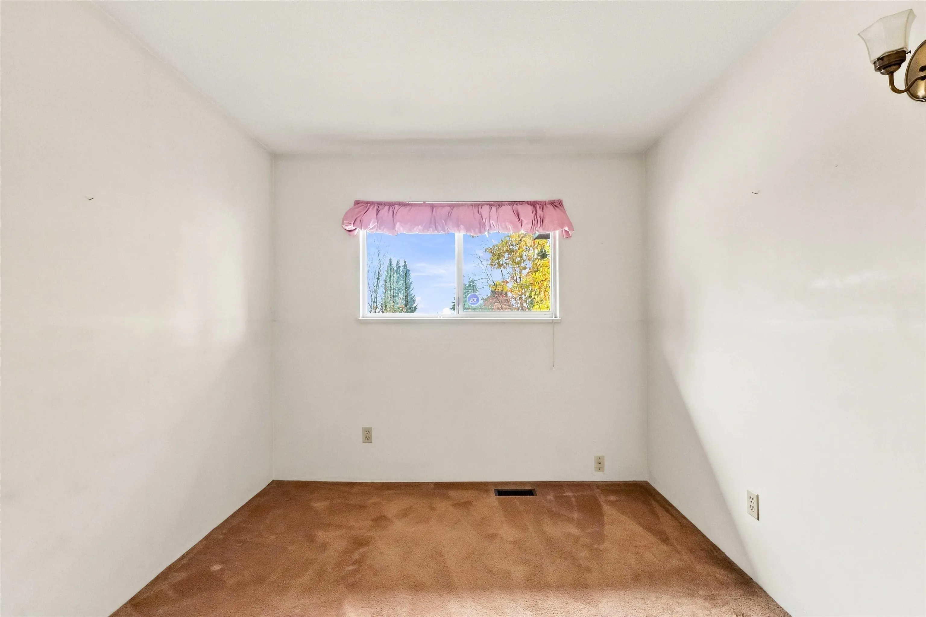 953 Captain Court