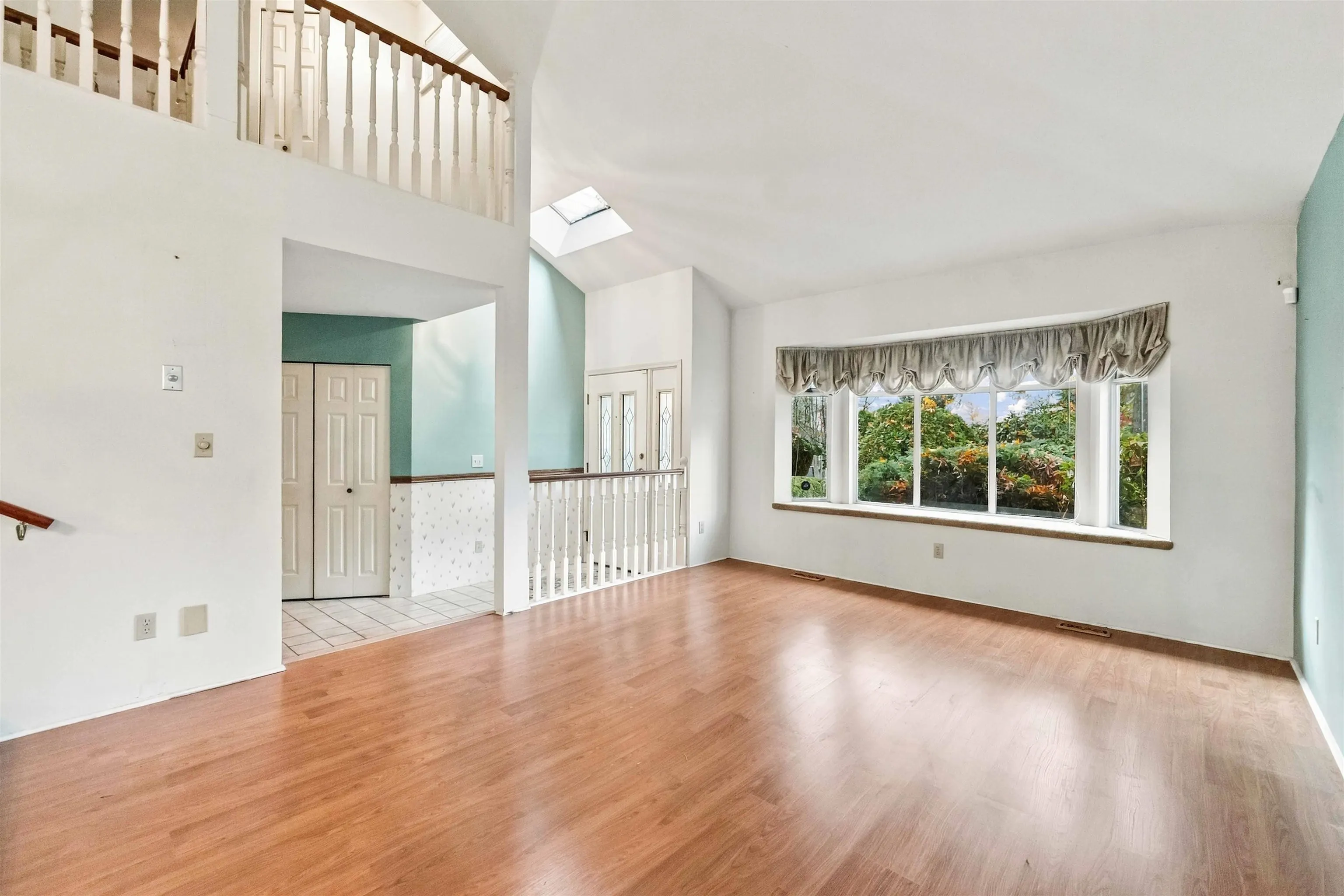 953 Captain Court