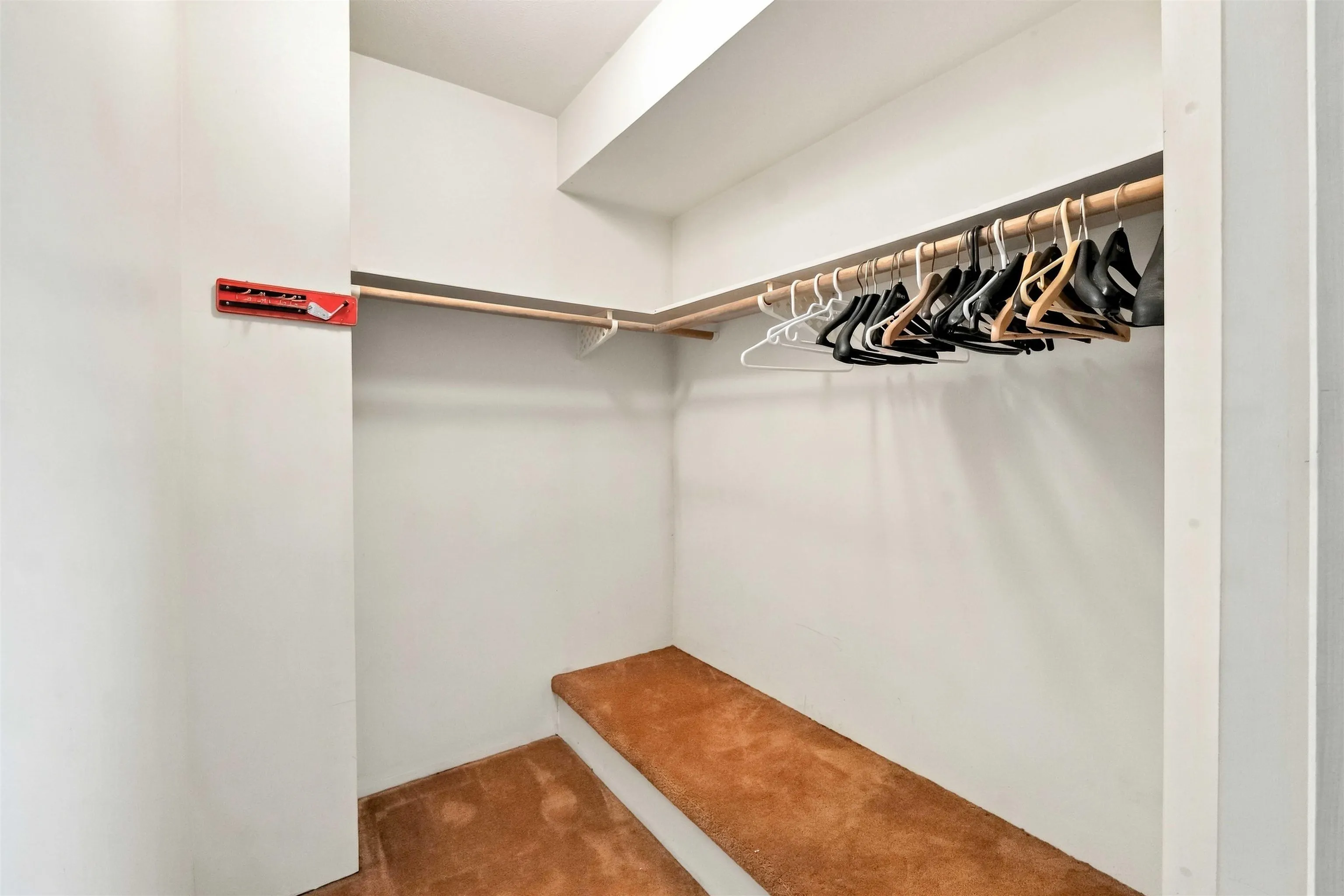 953 Captain Court