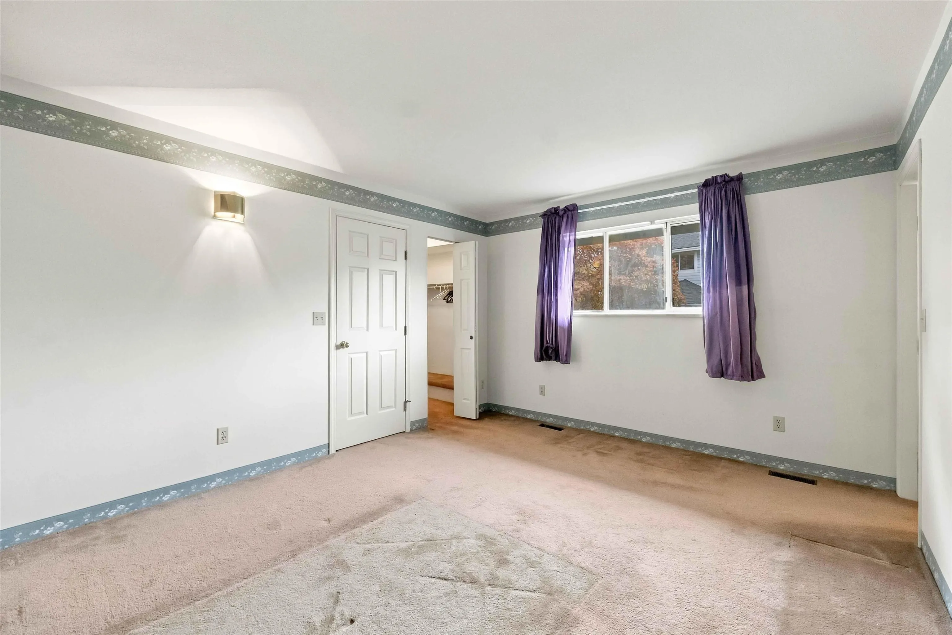 953 Captain Court