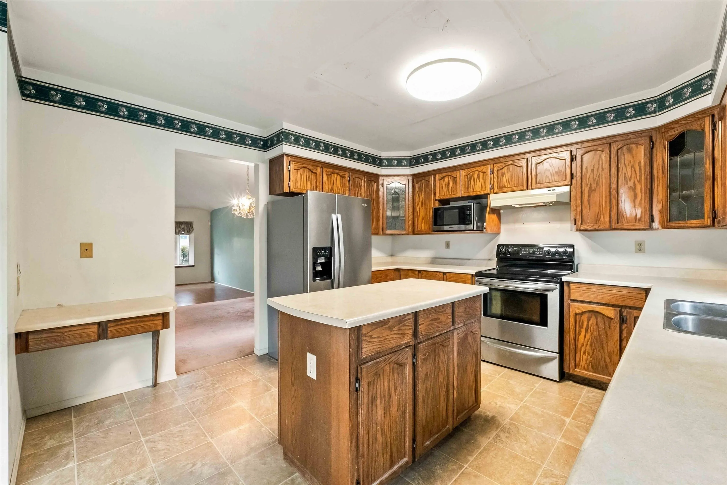 953 Captain Court