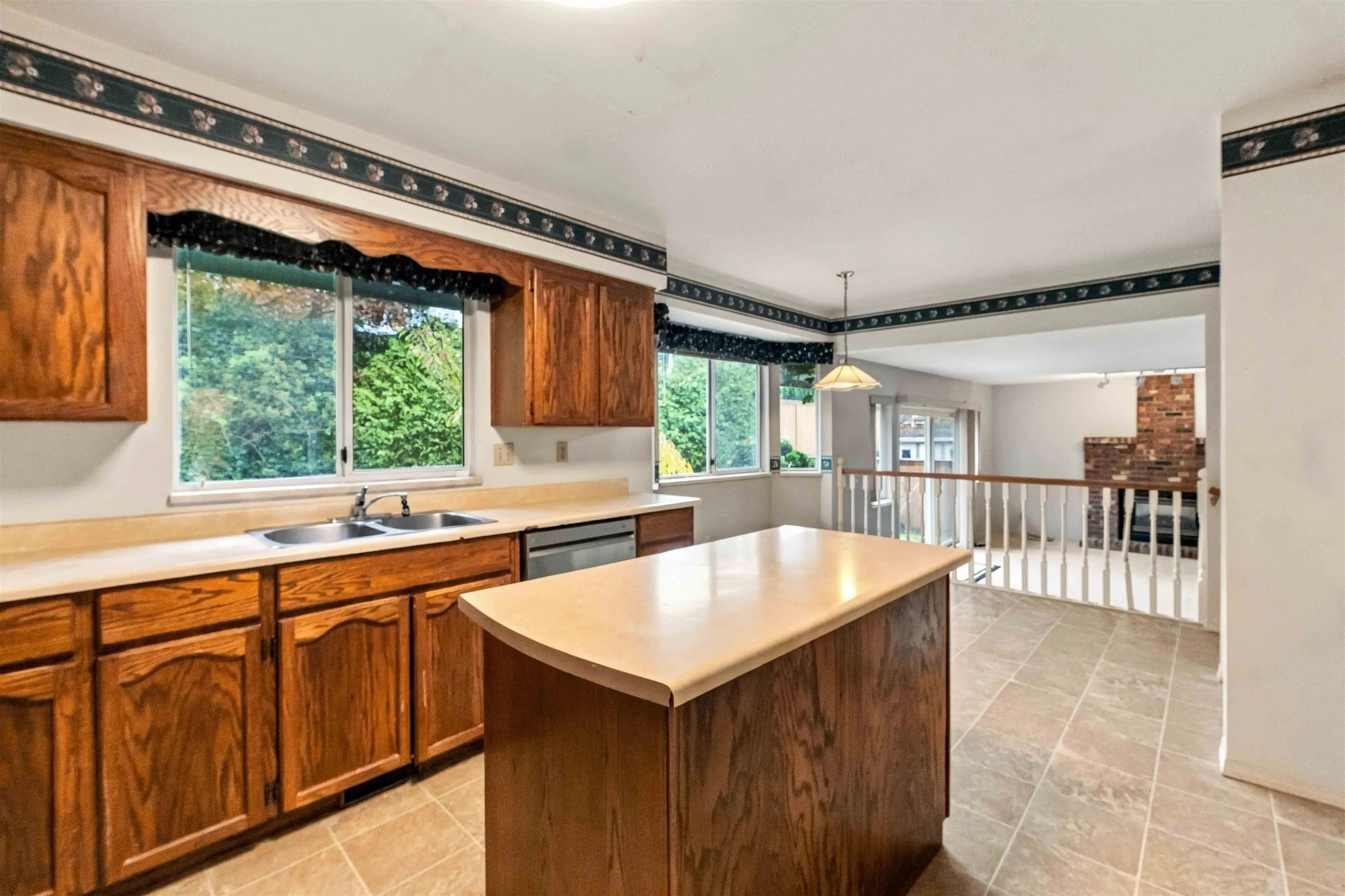 953 Captain Court