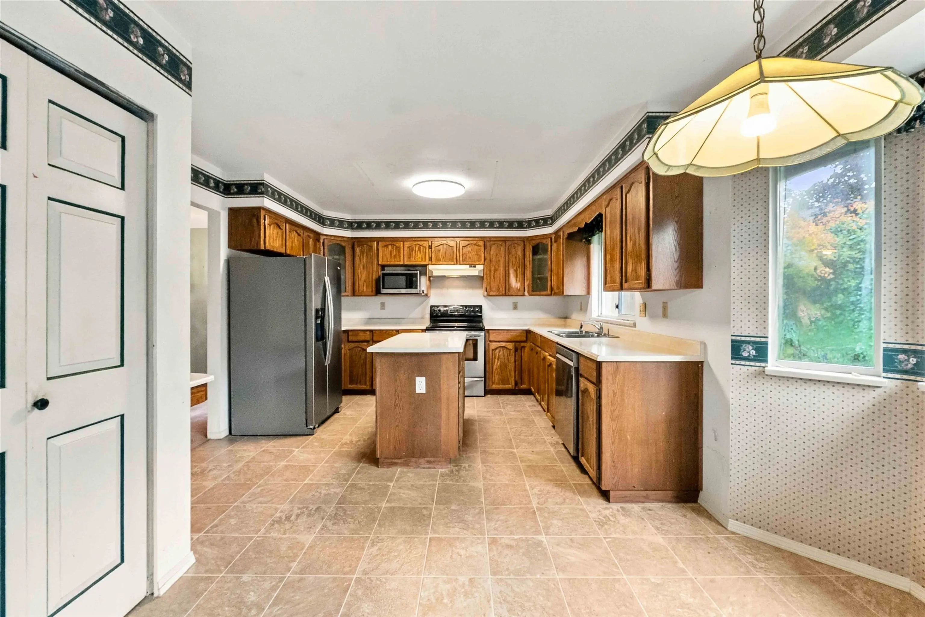 953 Captain Court
