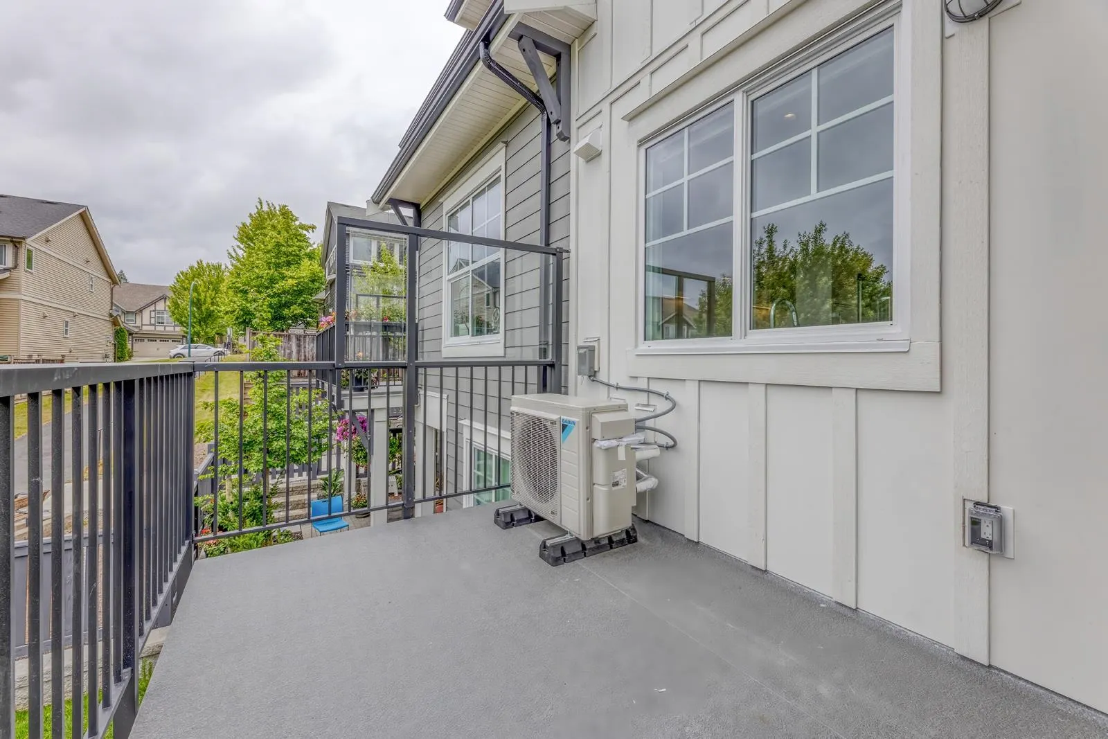 3421 Queenston Avenue #104