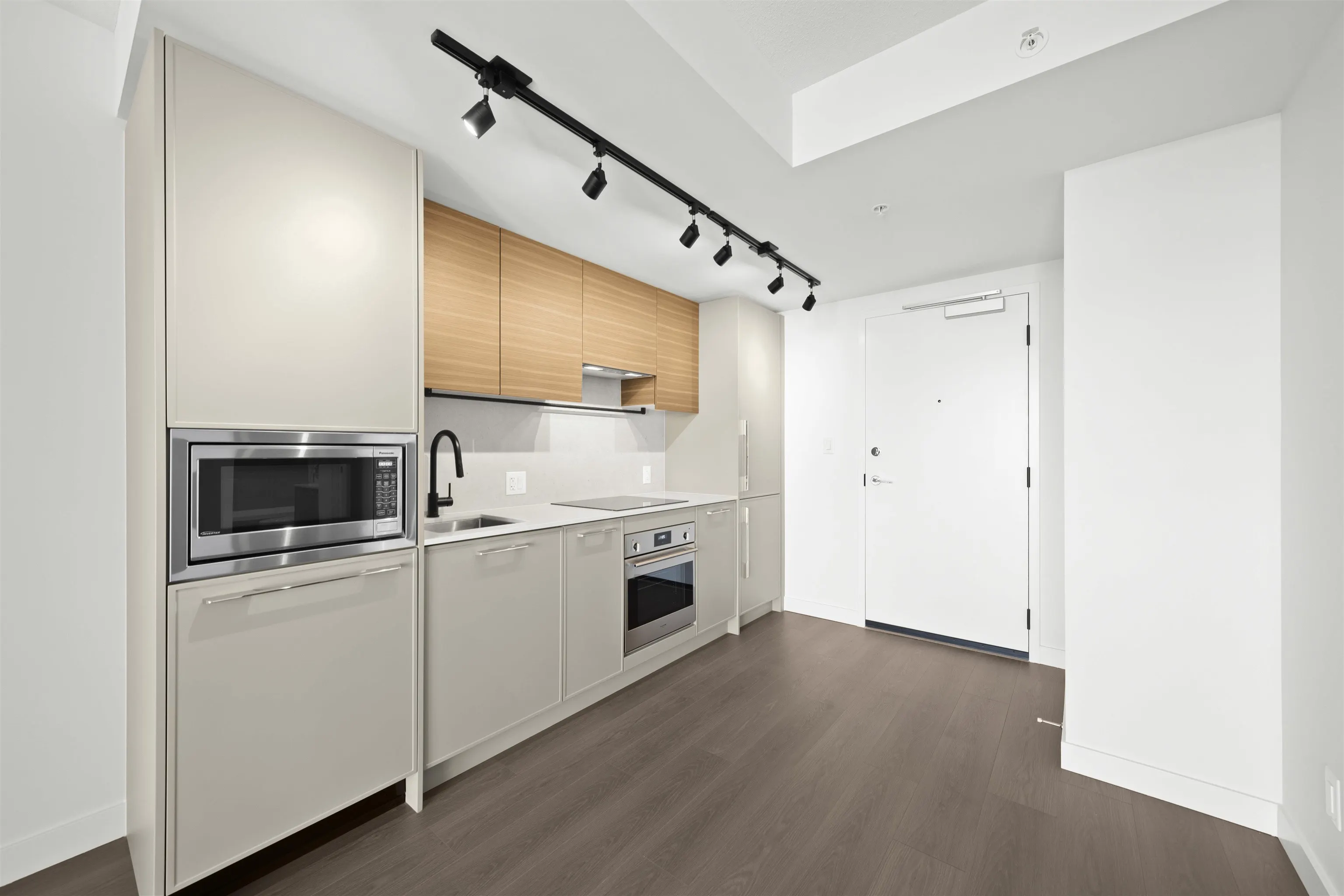 13745 George Junction #3606