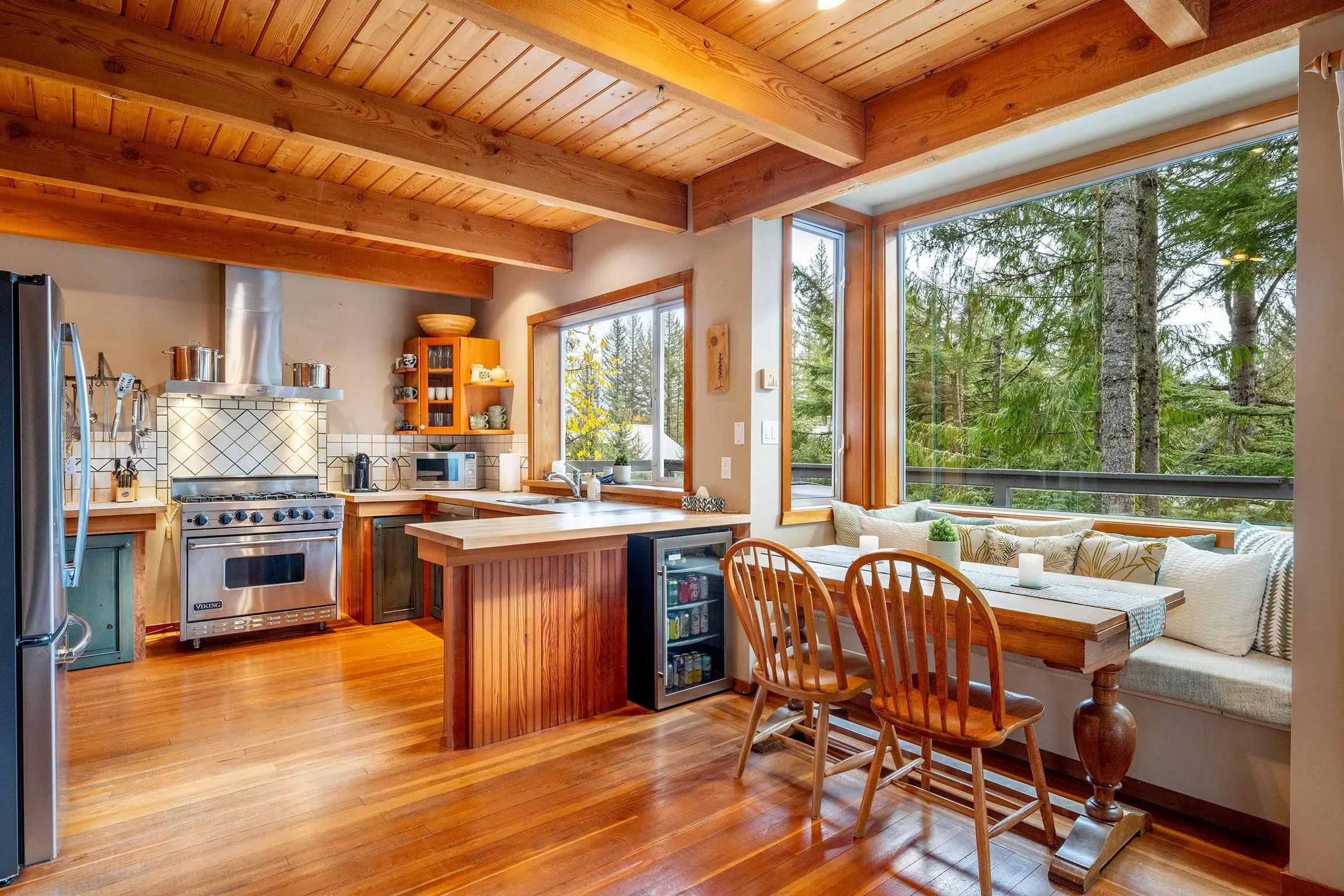 8593 Drifter Way