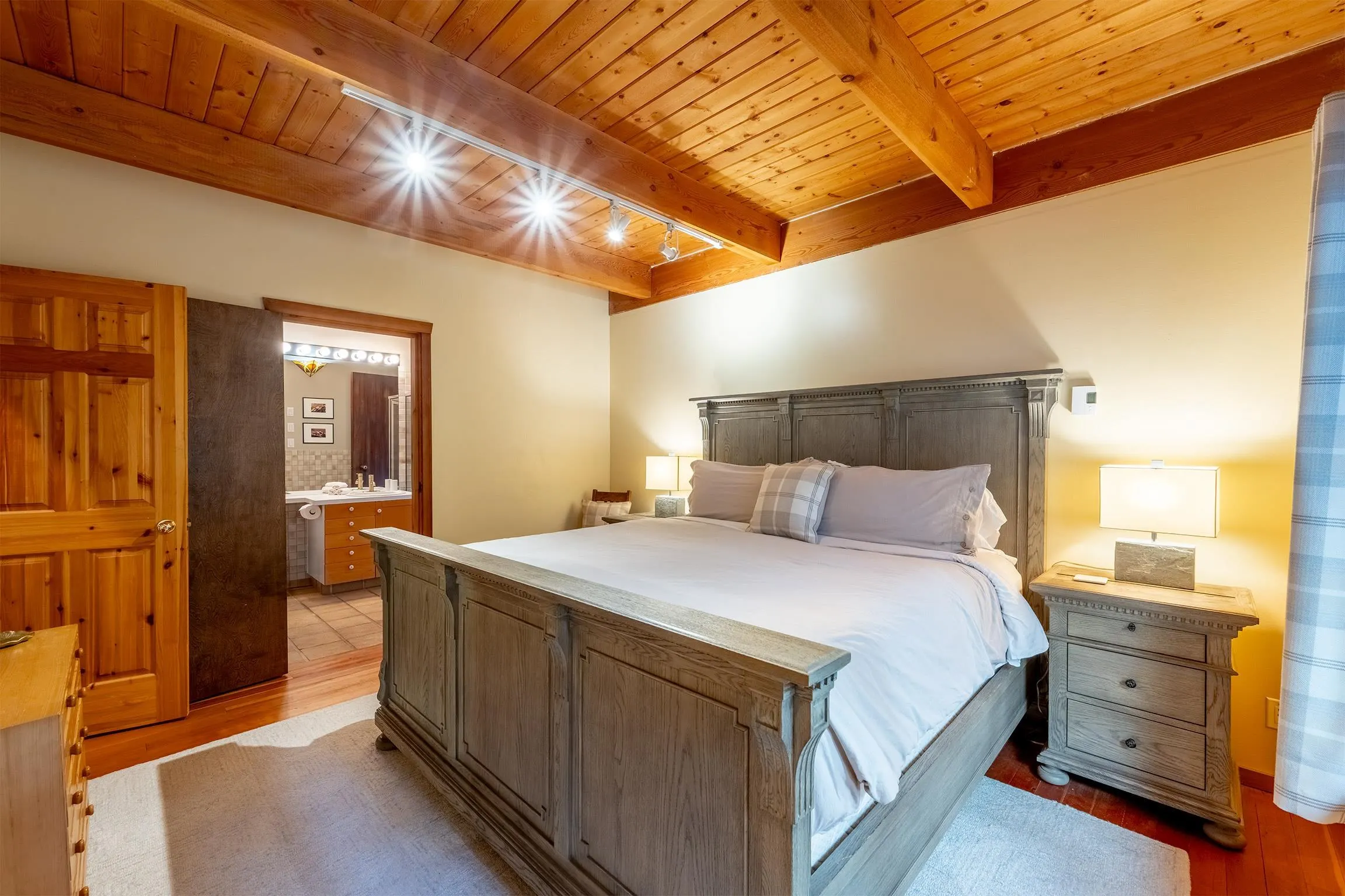 8593 Drifter Way