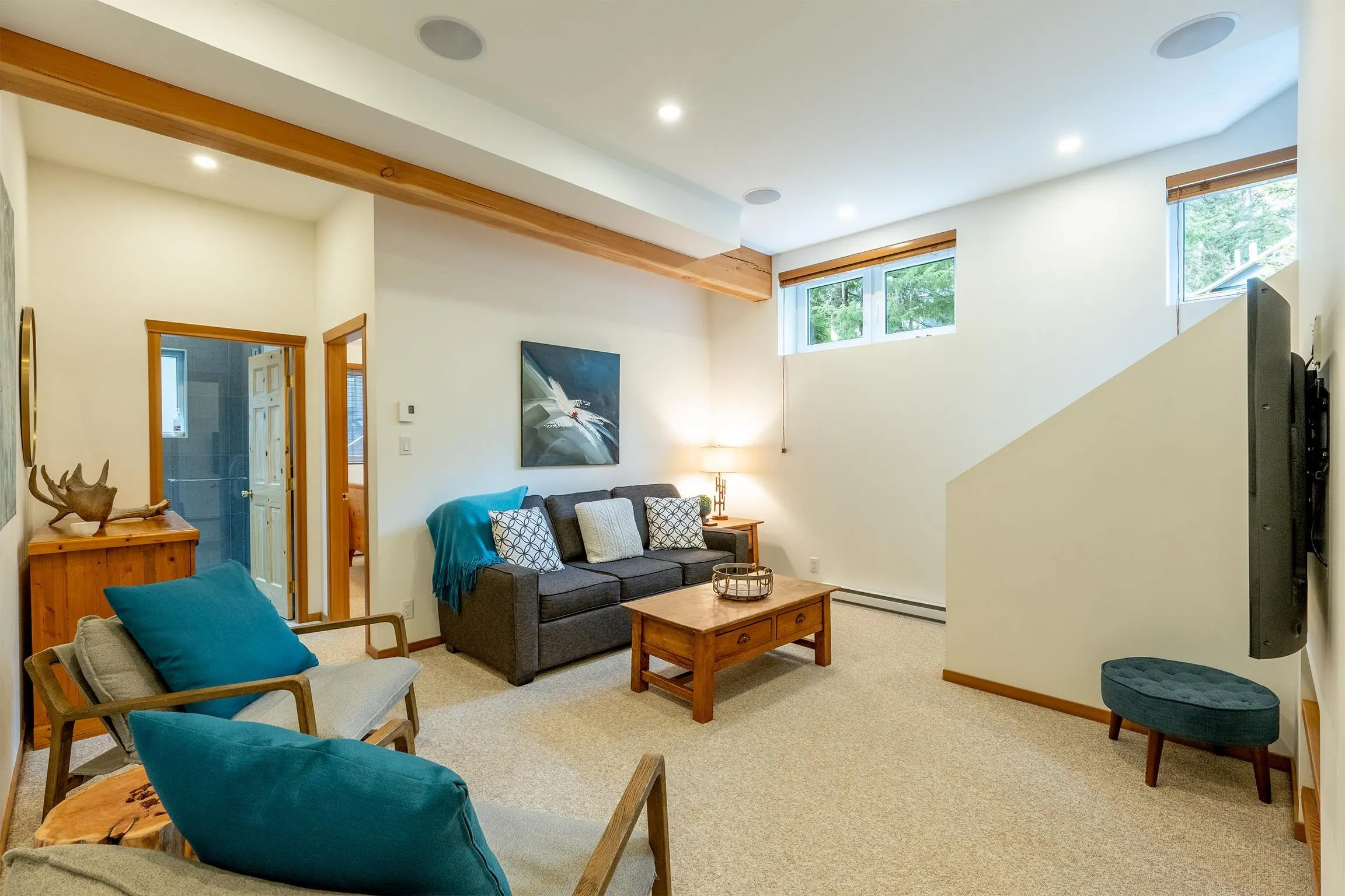 8593 Drifter Way