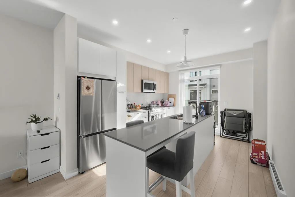 488 Furness Street #56