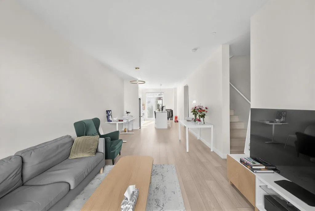 488 Furness Street #56