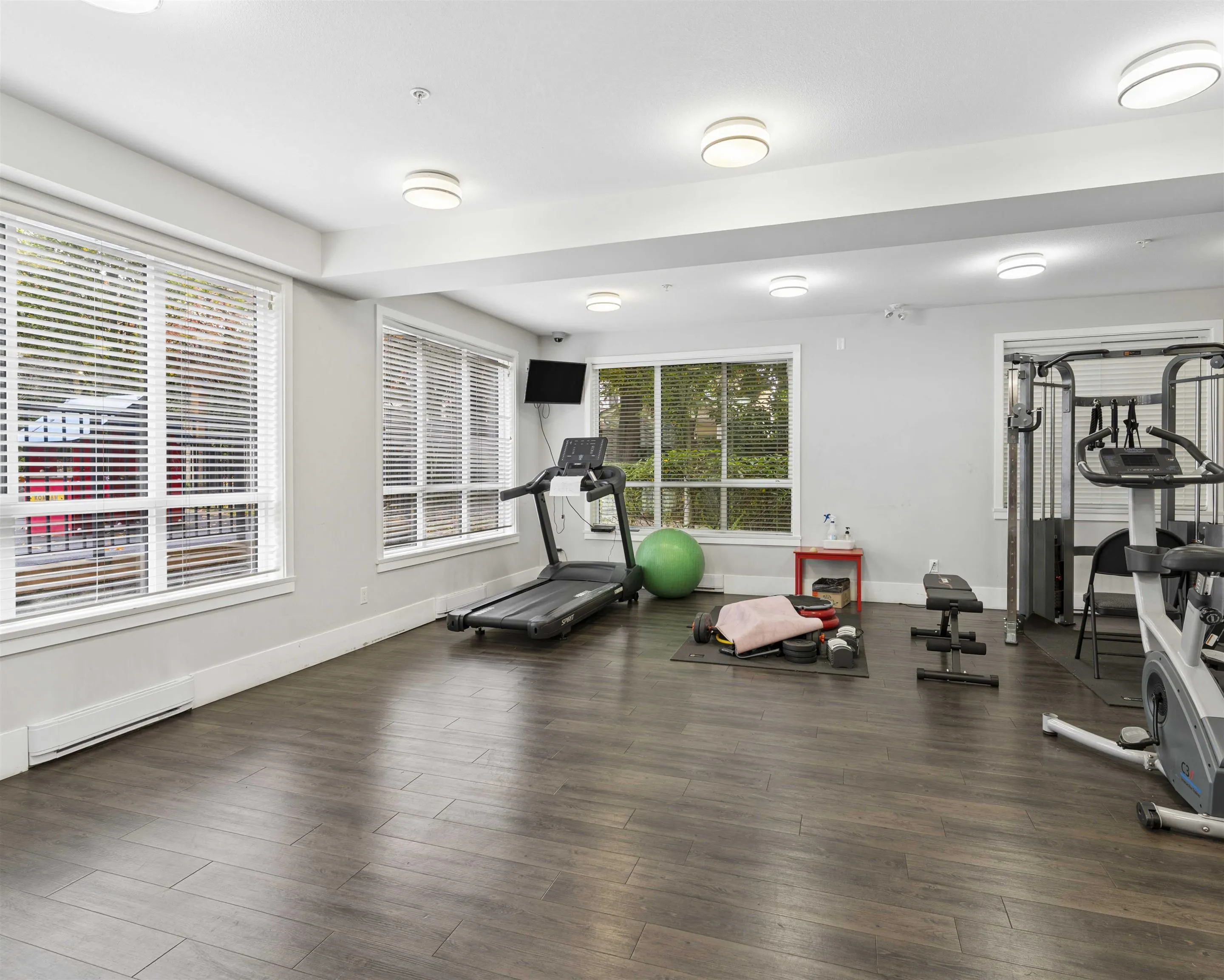 10477 154 Street #102
