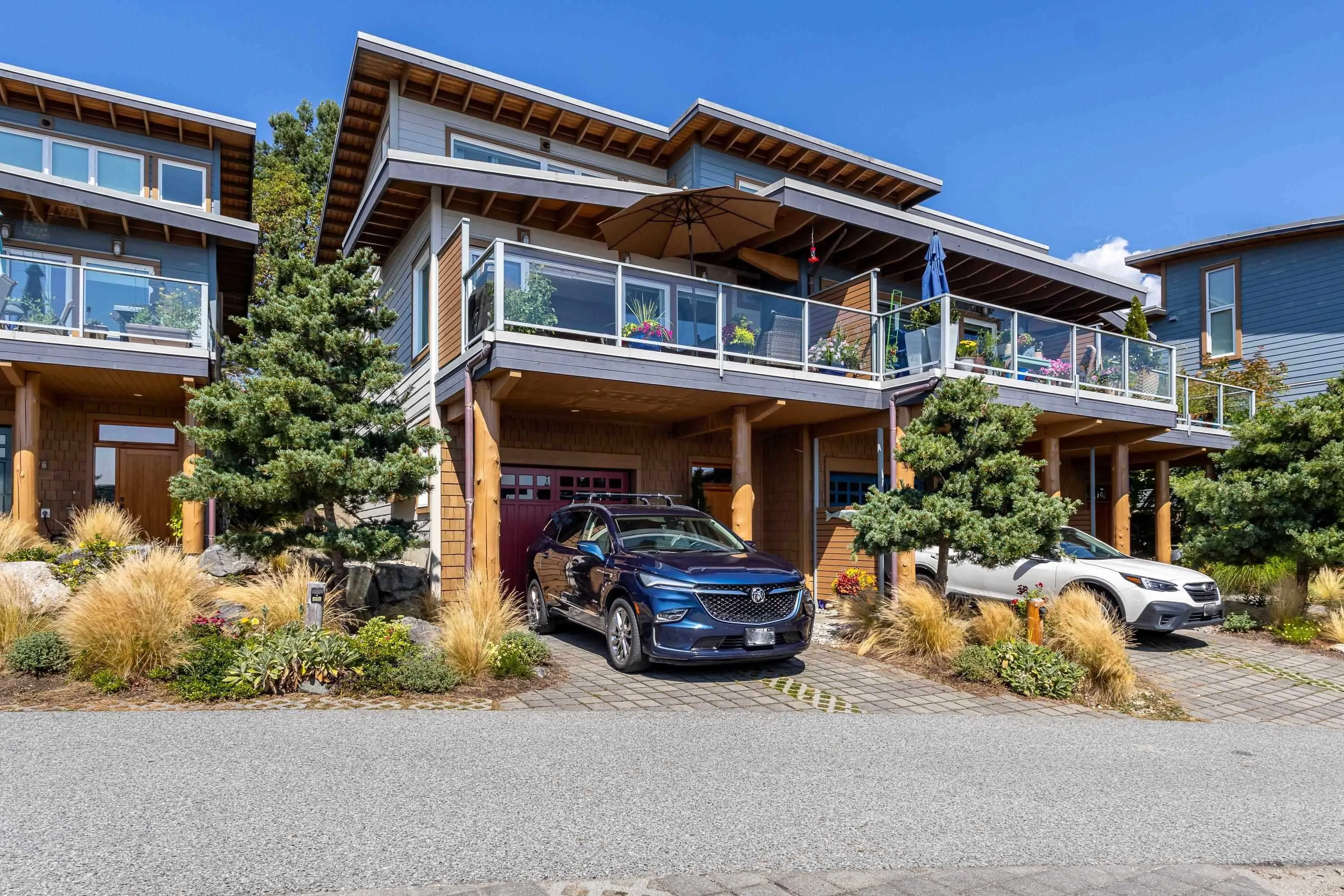 5374 Wakefield Beach Lane