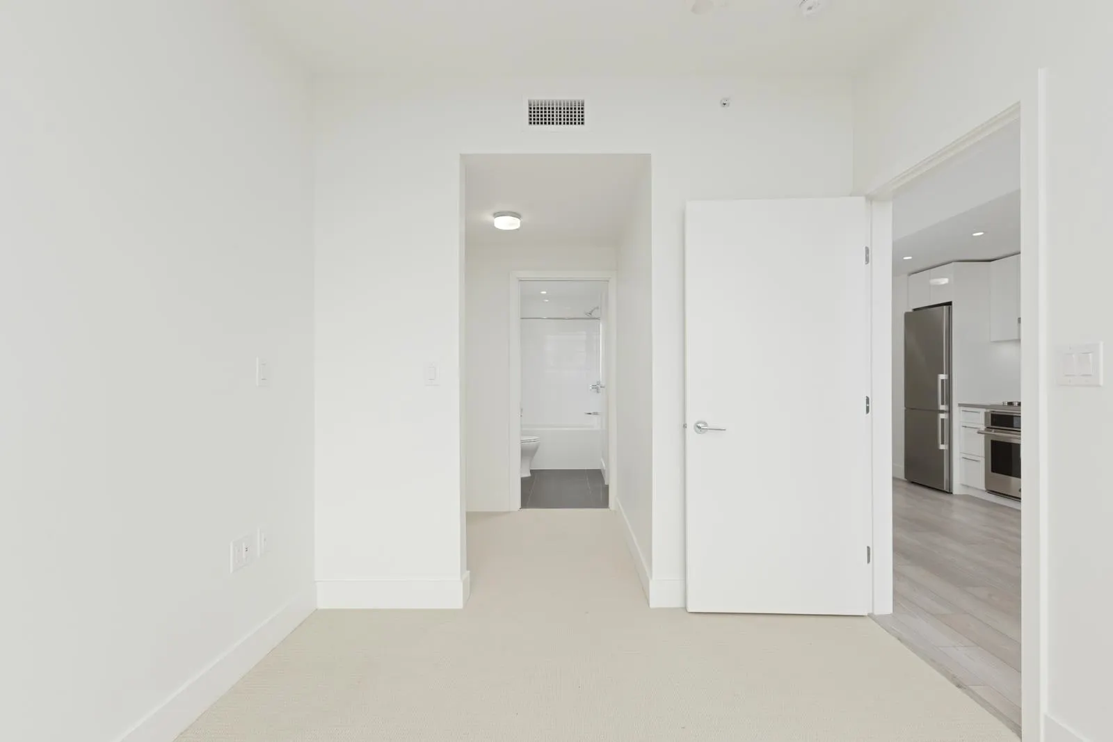 8570 Rivergrass Drive #902