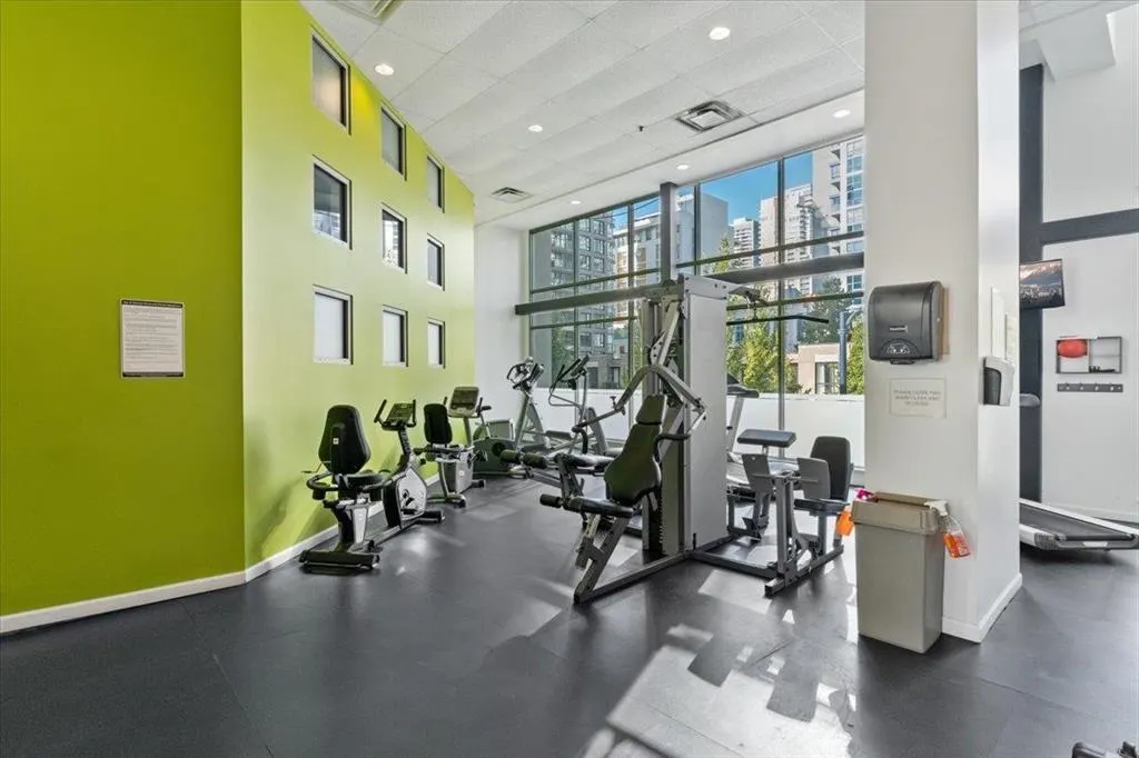 1238 Richards Street #1808