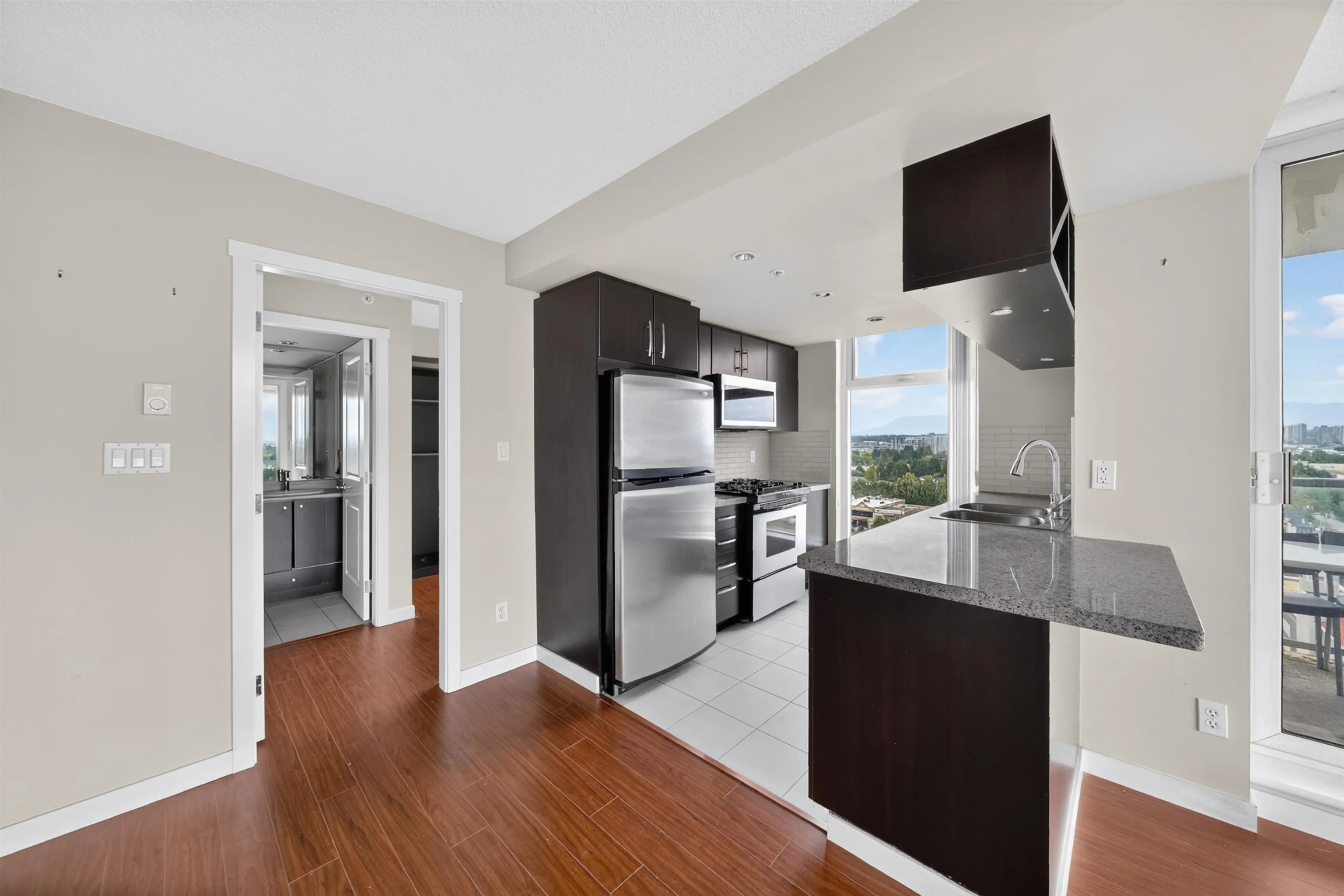 5068 Kwantlen Street #1803