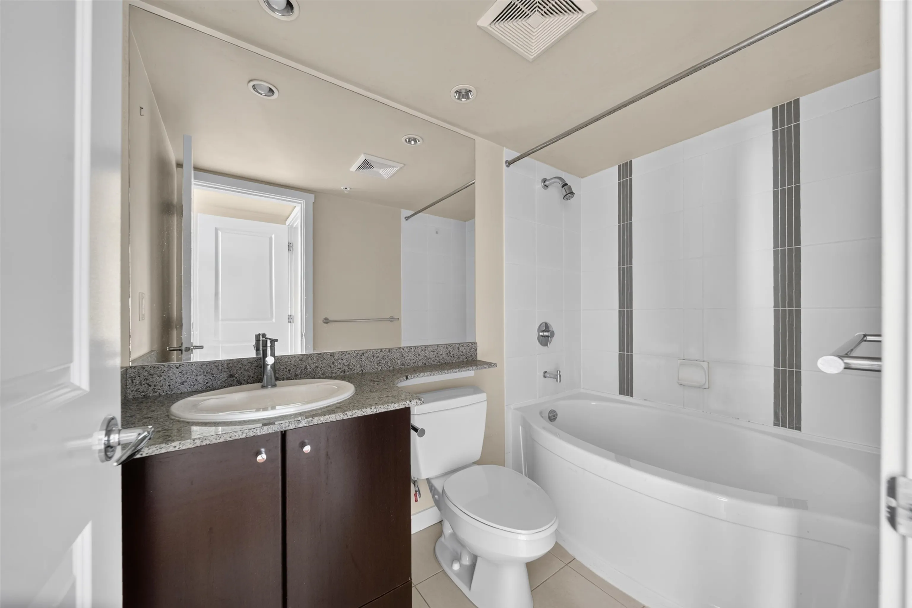 5068 Kwantlen Street #1803