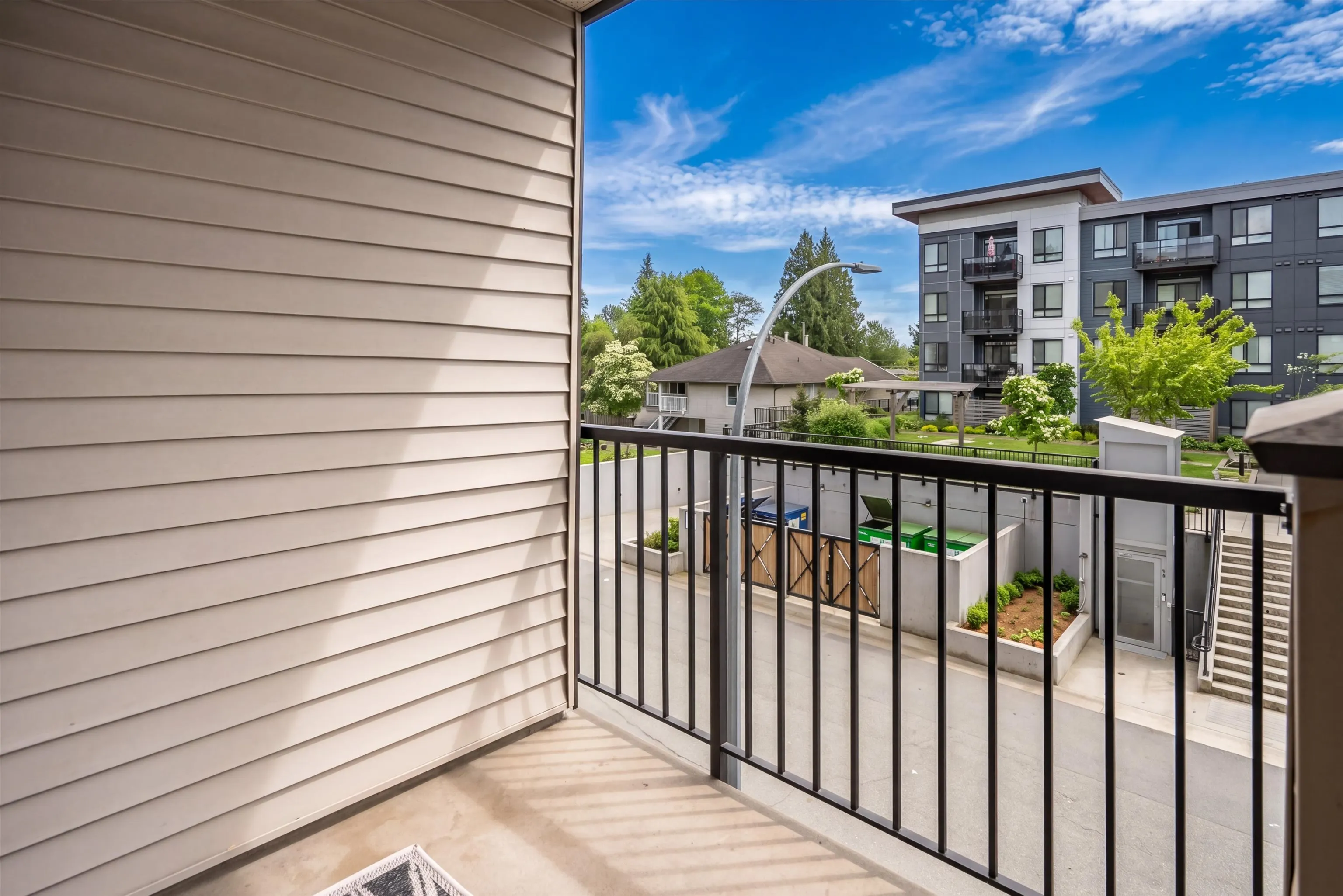 5438 198 Street #213