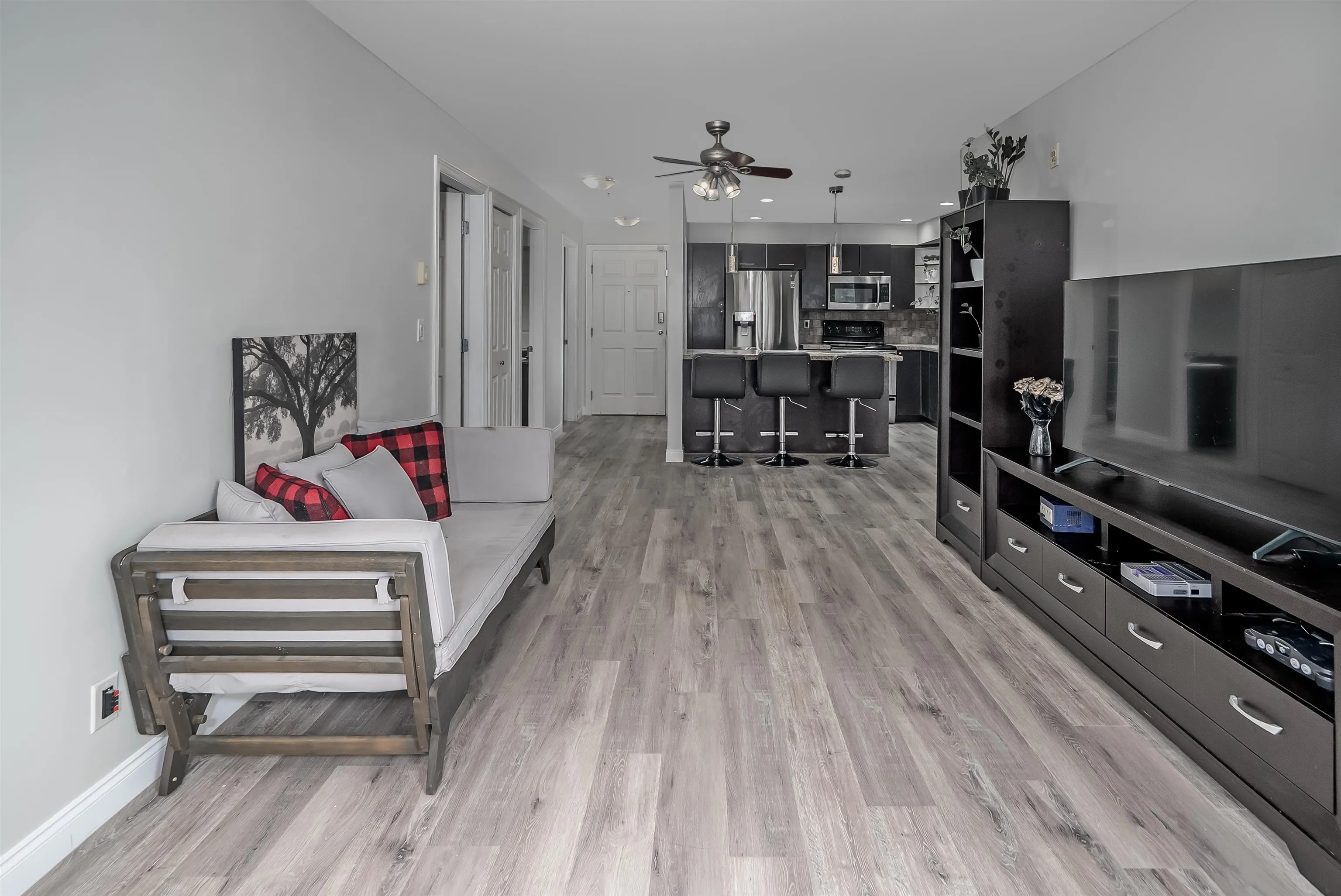 5438 198 Street #213