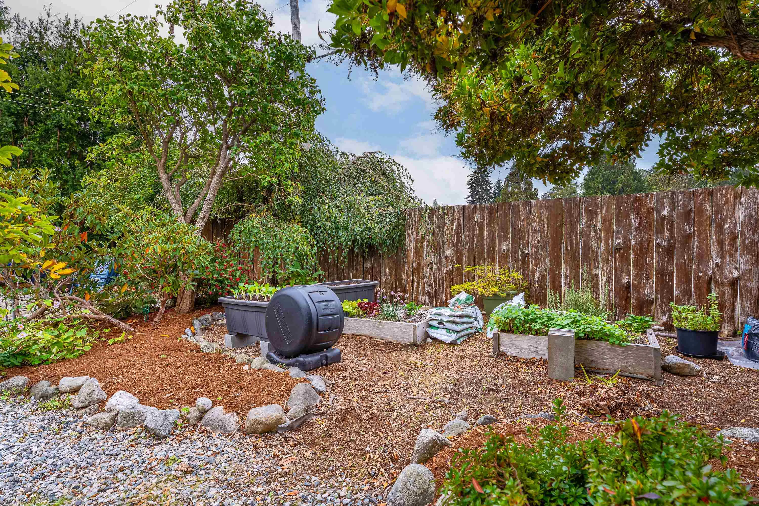 5635 Creekside Place