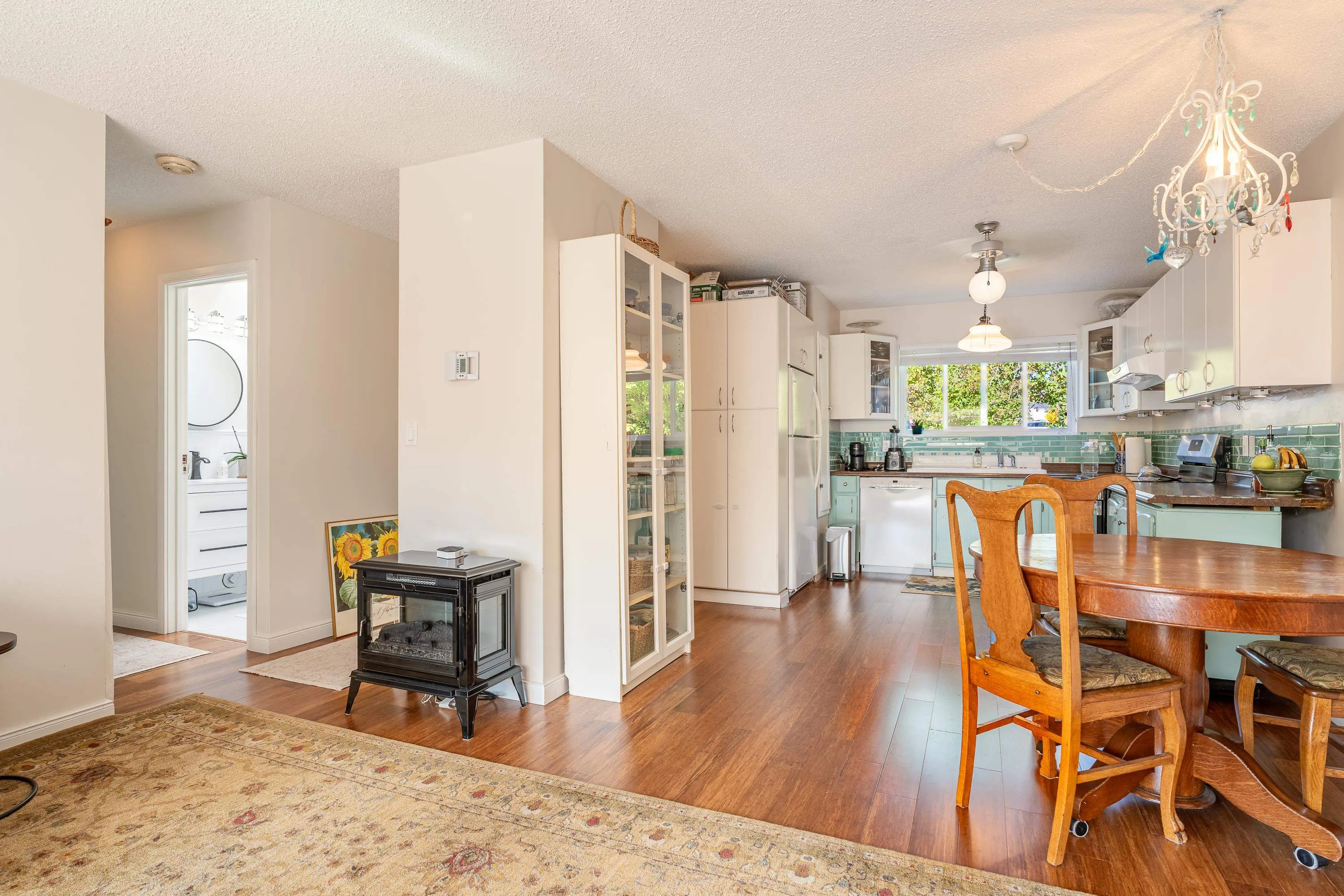 5635 Creekside Place