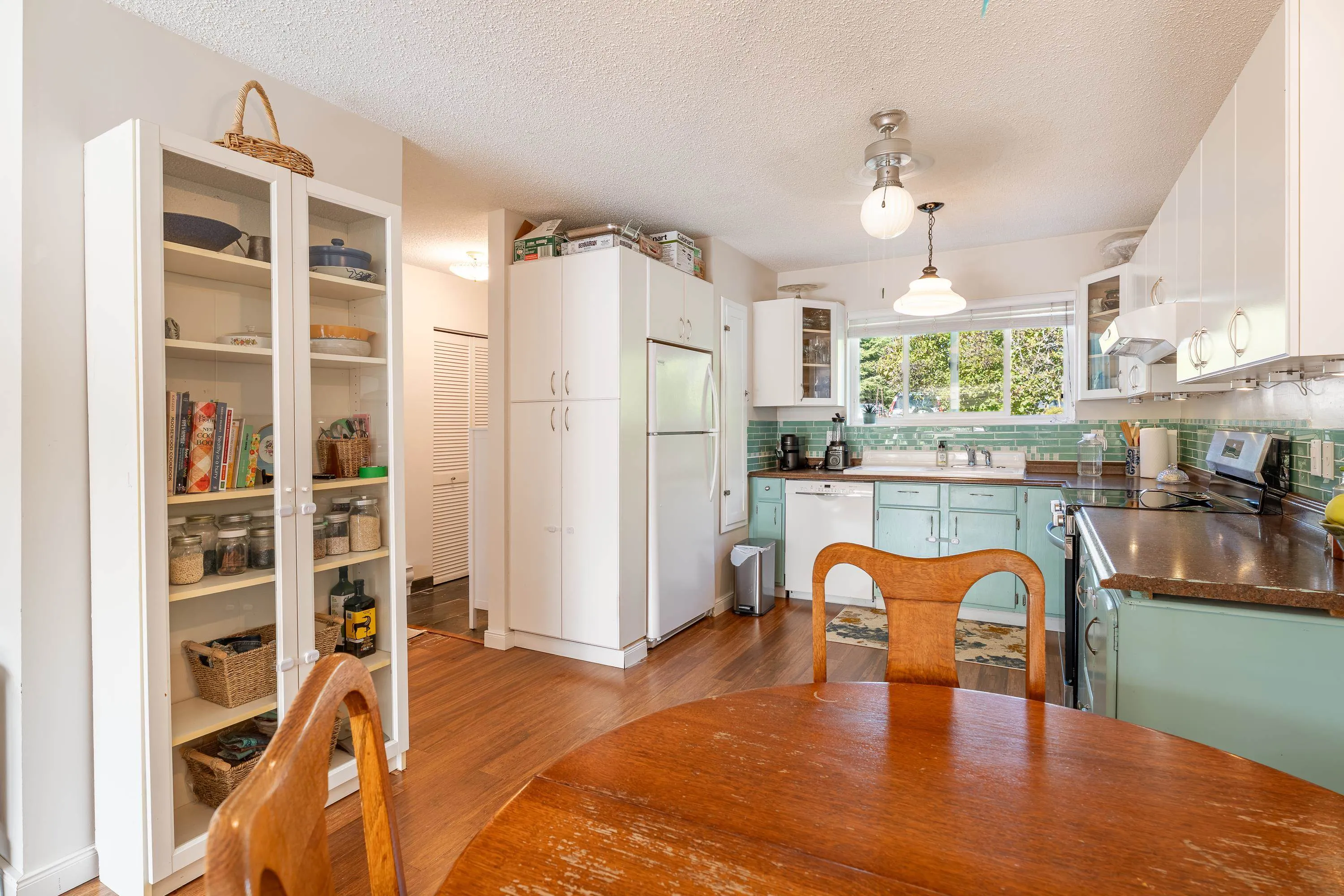 5635 Creekside Place