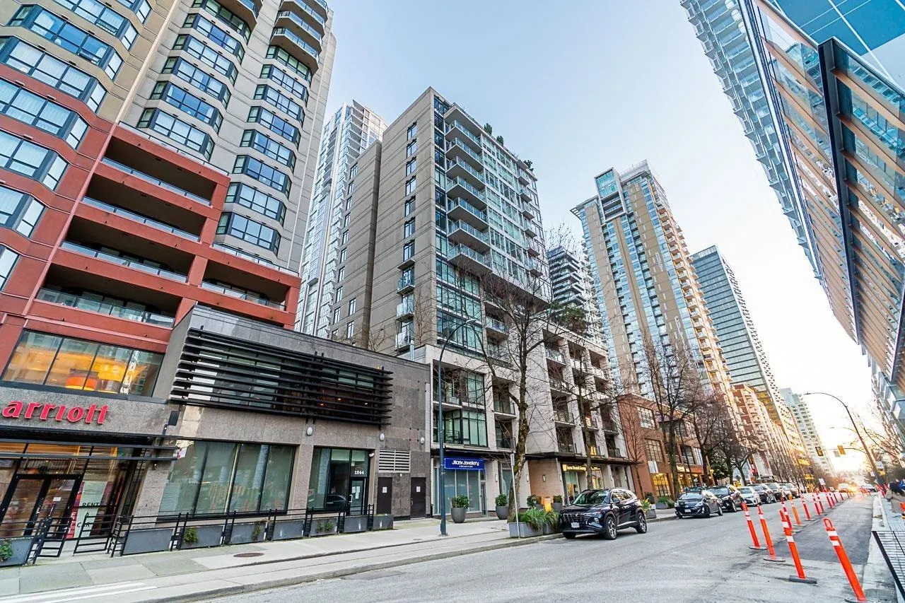 1252 Hornby Street #407