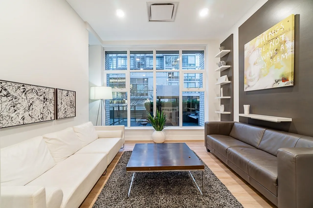 1252 Hornby Street #407