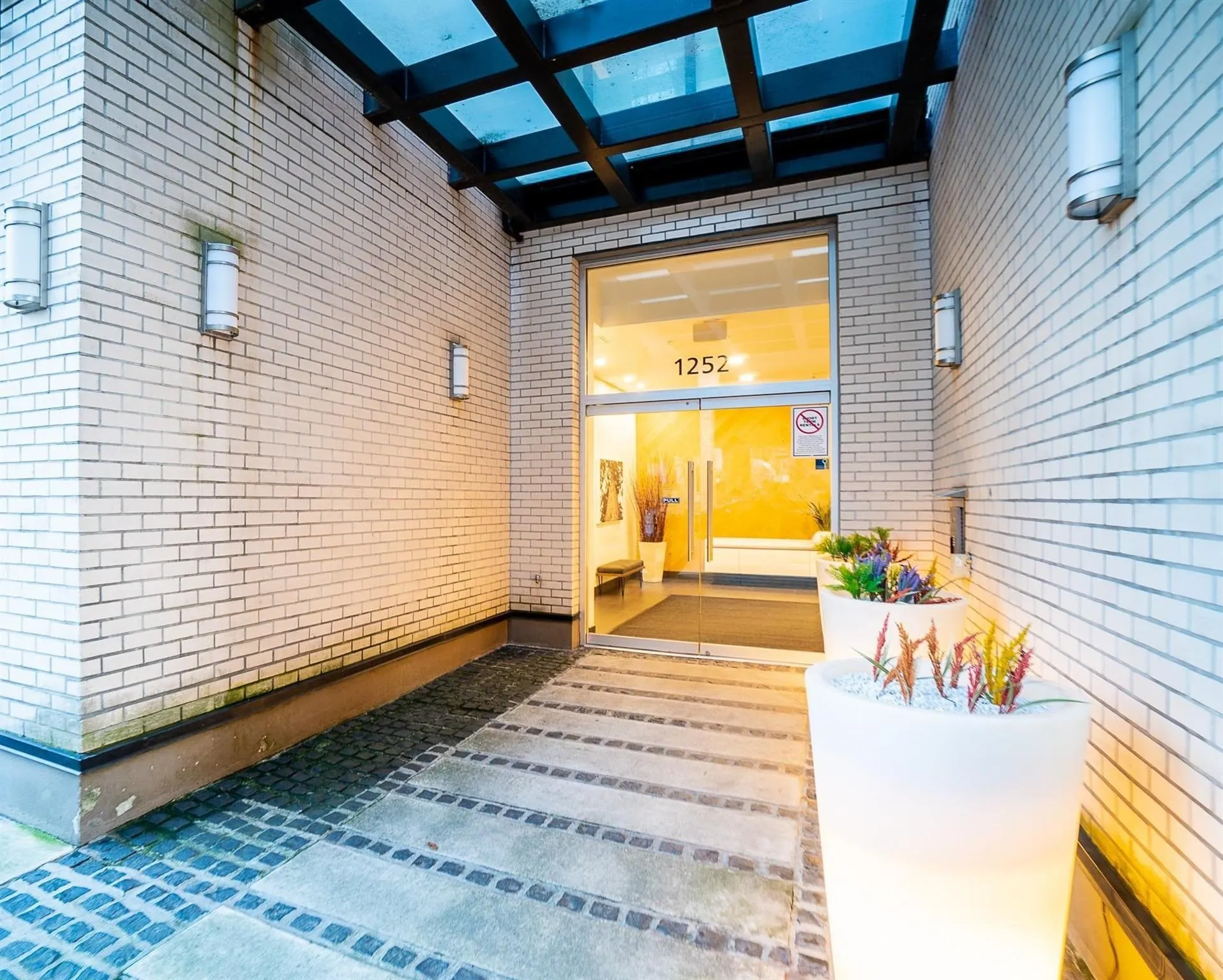 1252 Hornby Street #407
