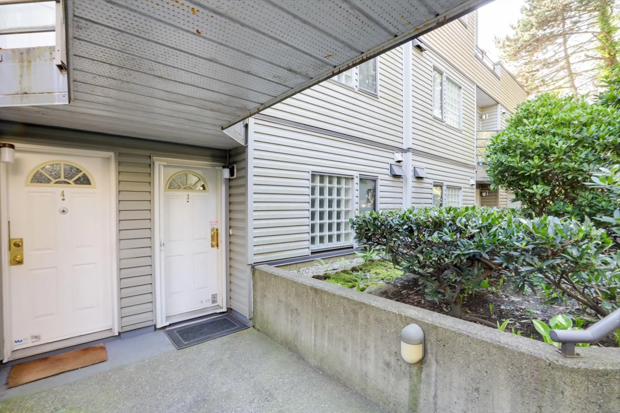 2150 SE Marine Drive #3