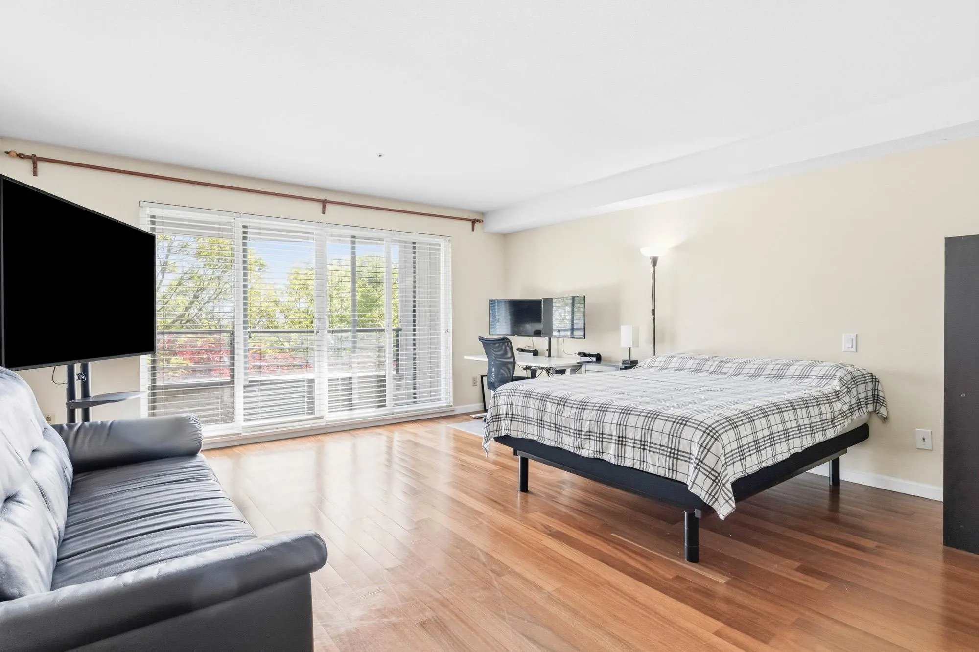 2150 SE Marine Drive #3
