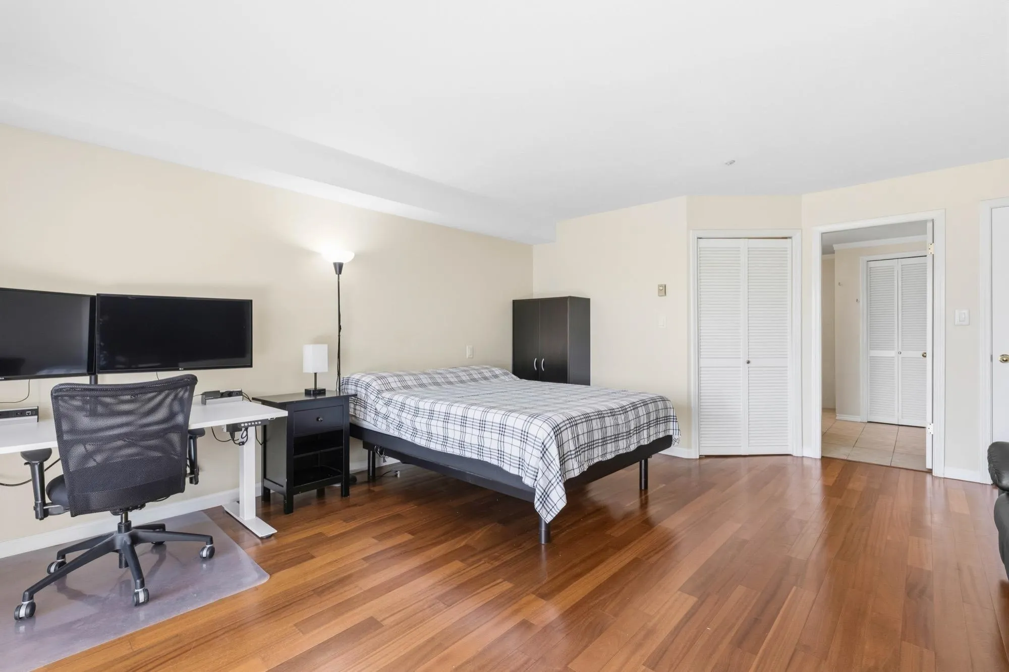 2150 SE Marine Drive #3