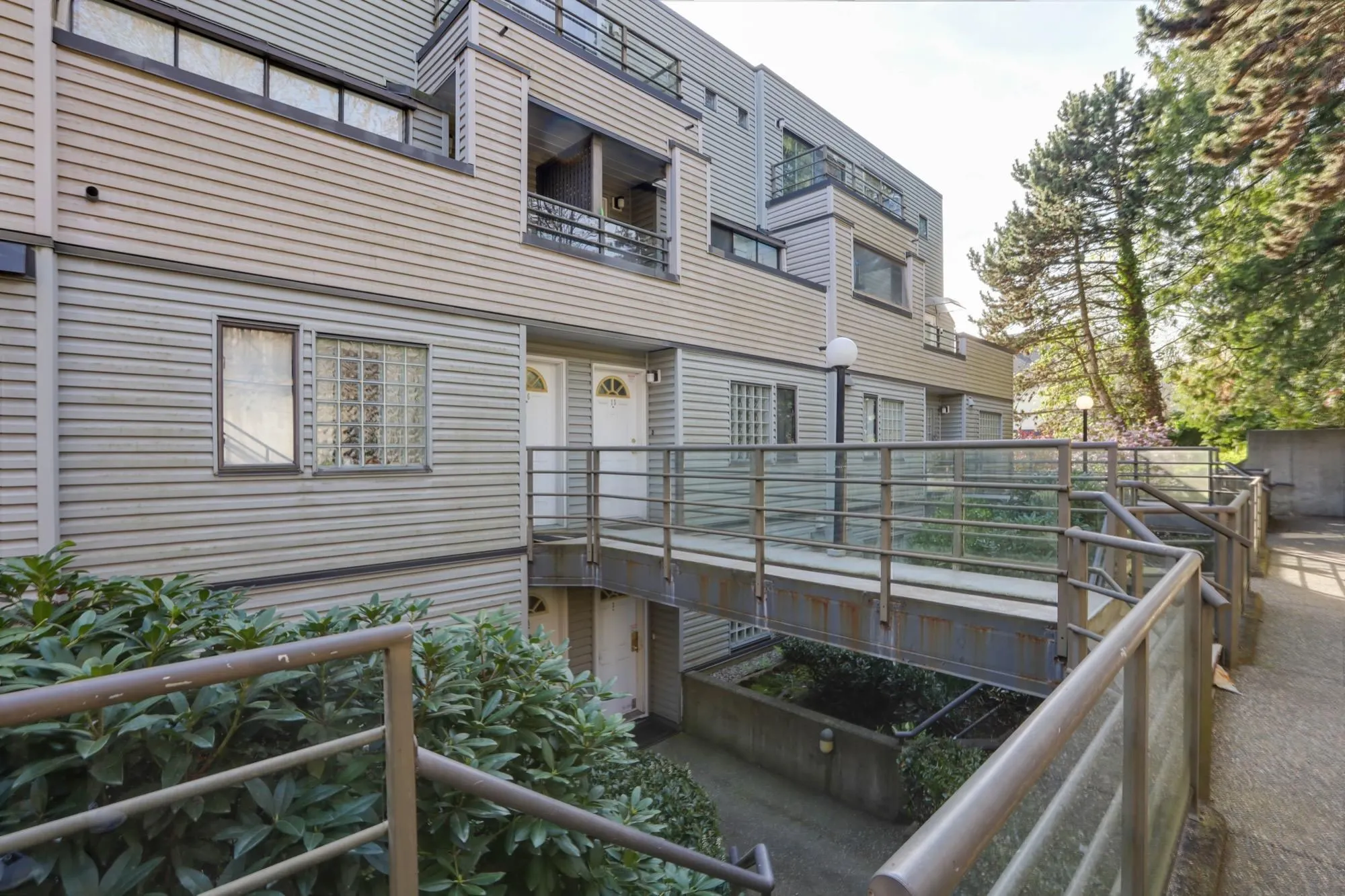 2150 SE Marine Drive #3