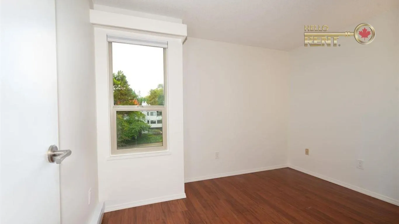 9857 Manchester Drive #307