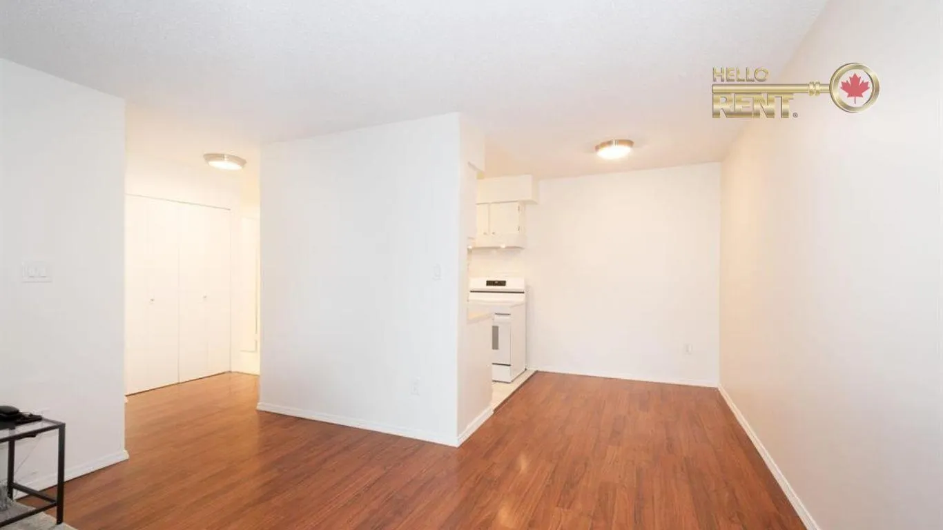 9857 Manchester Drive #307