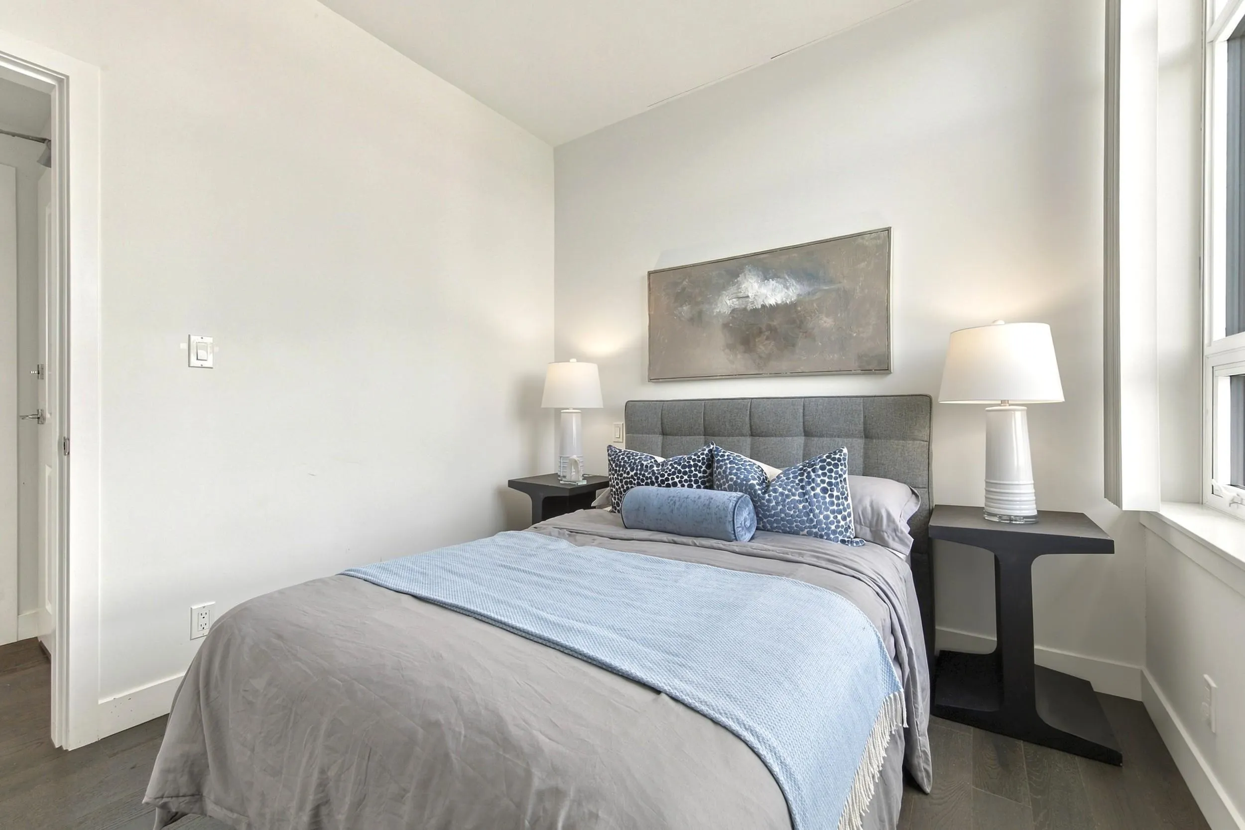6383 Cambie Street #903