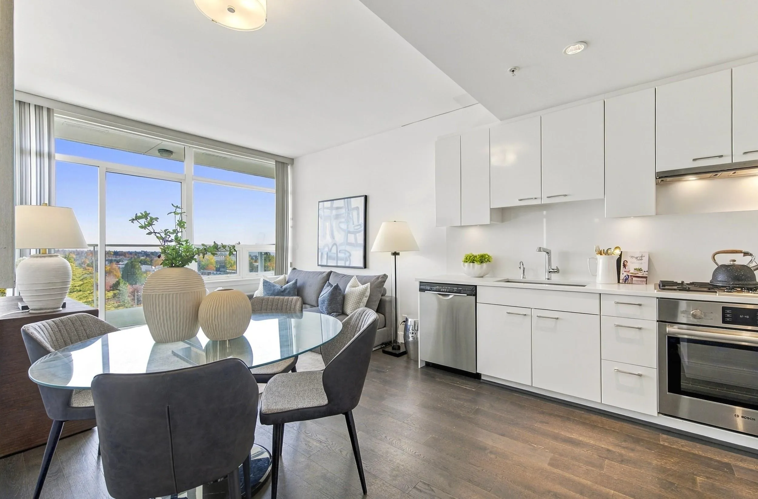 6383 Cambie Street #903
