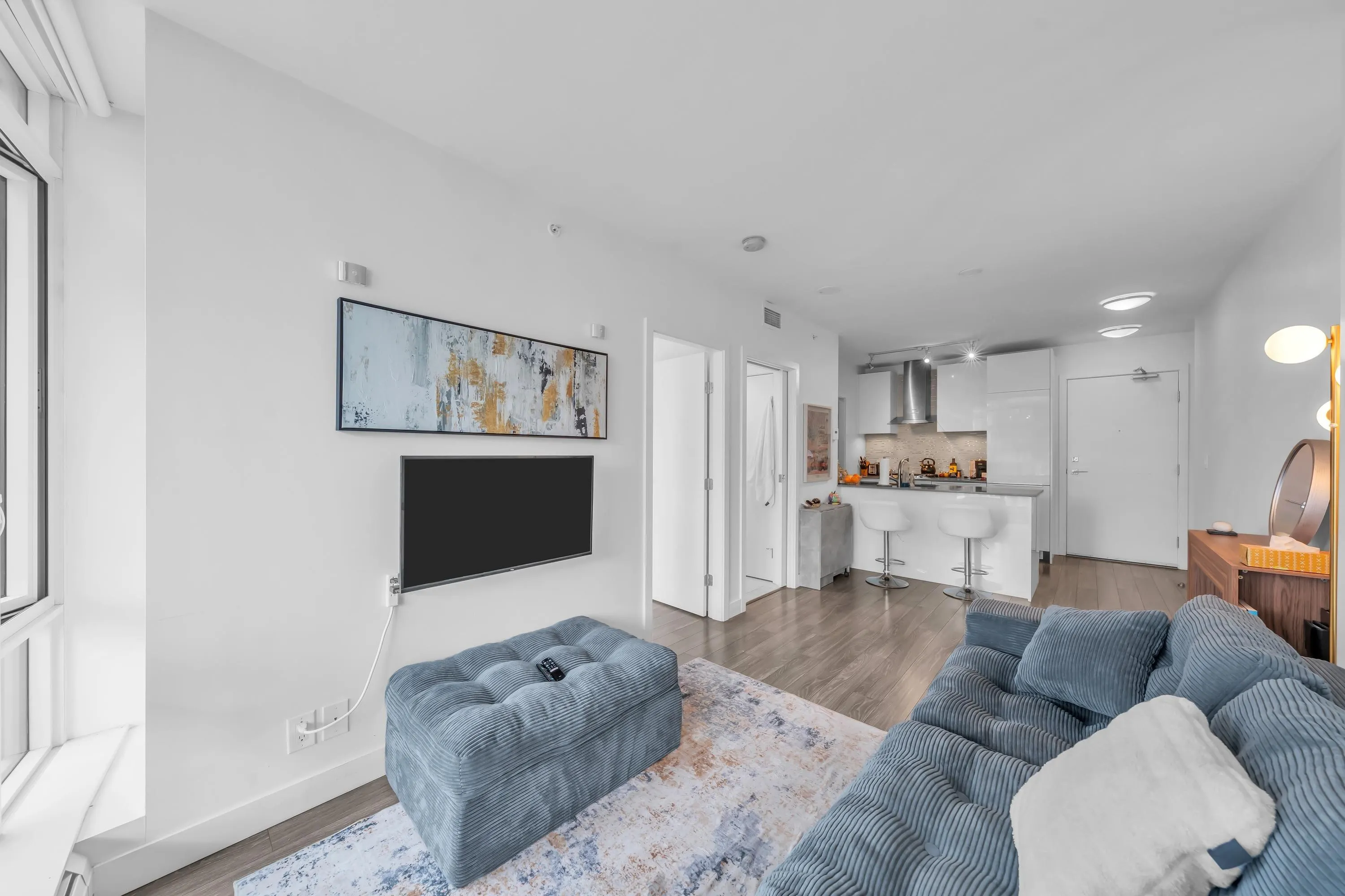 1283 Howe Street #3007