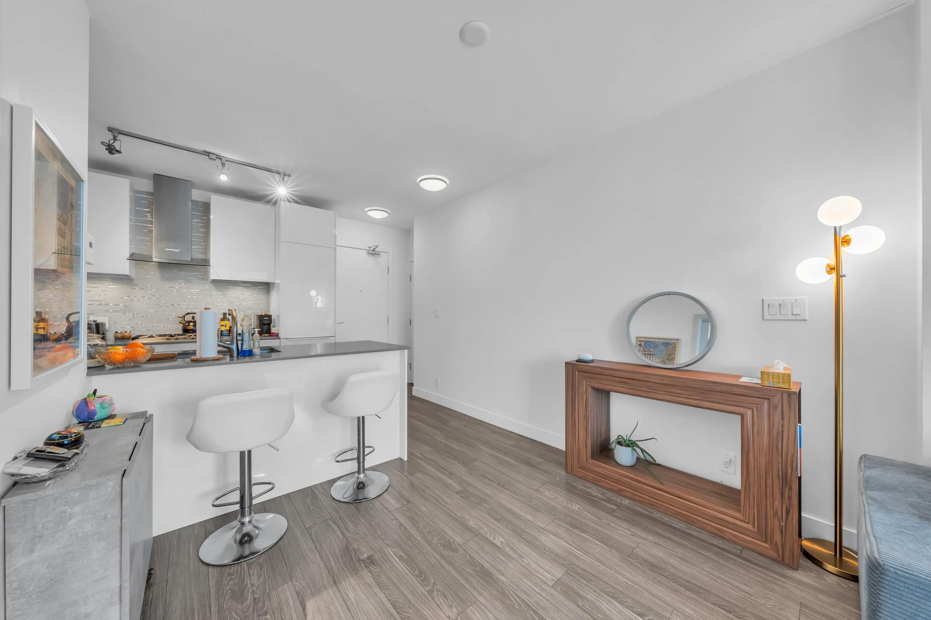 1283 Howe Street #3007